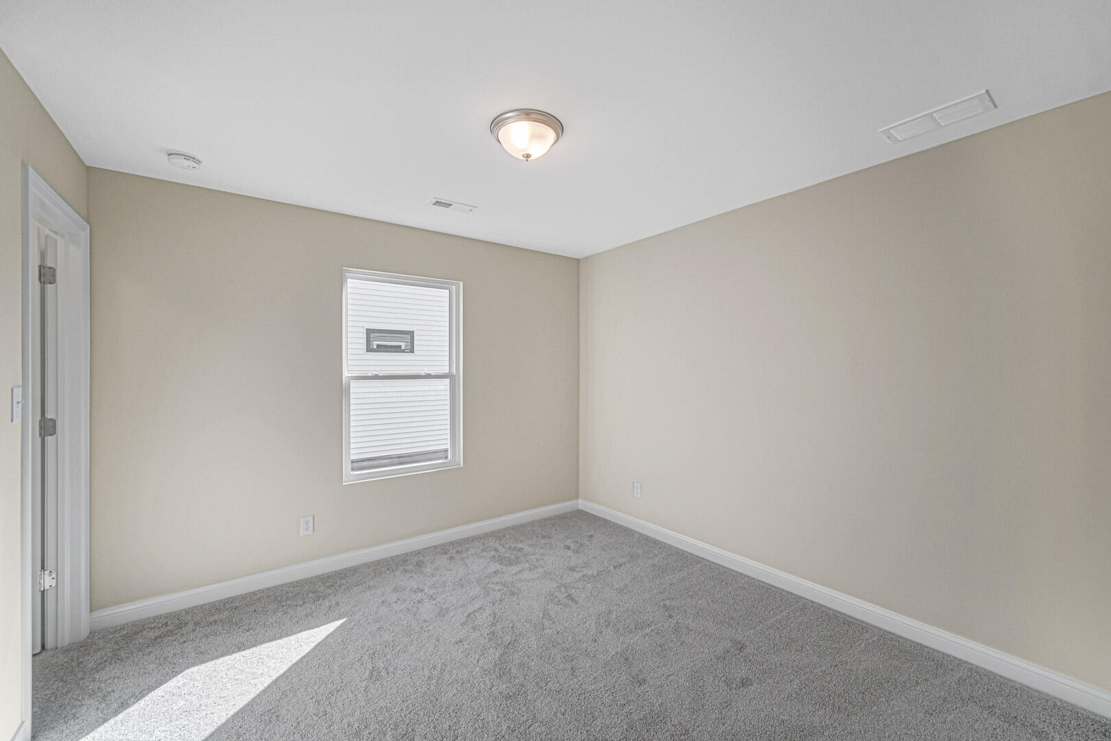 13376 Madison Avenue