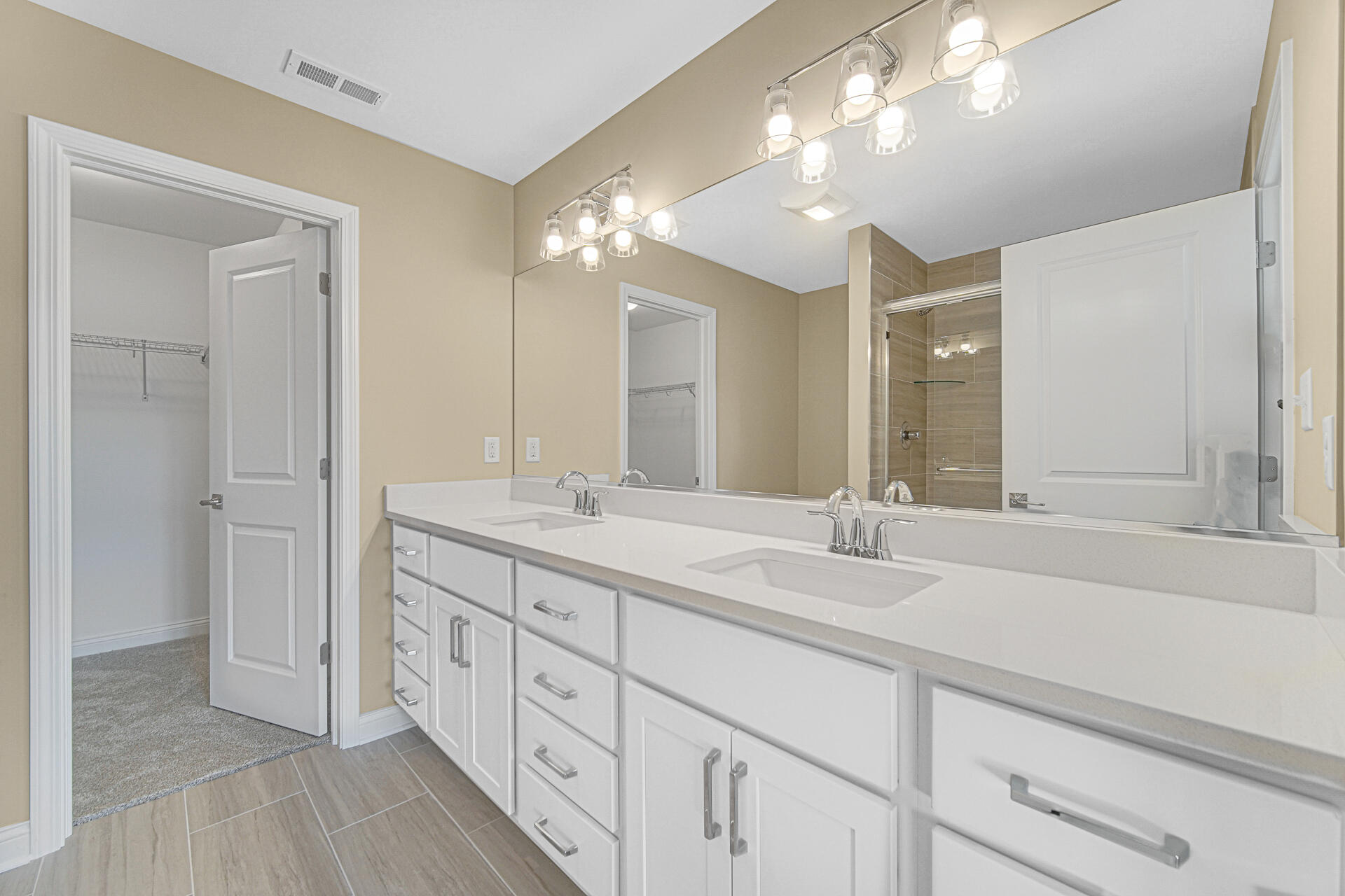 13376 Madison Avenue