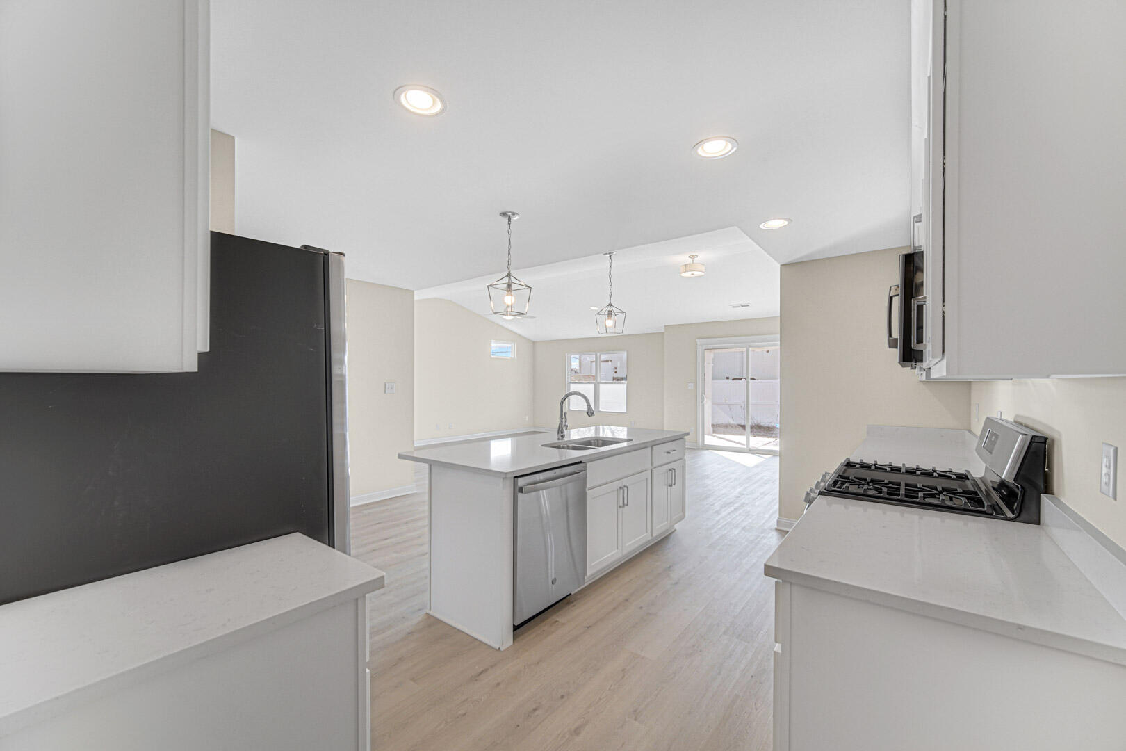 13376 Madison Avenue