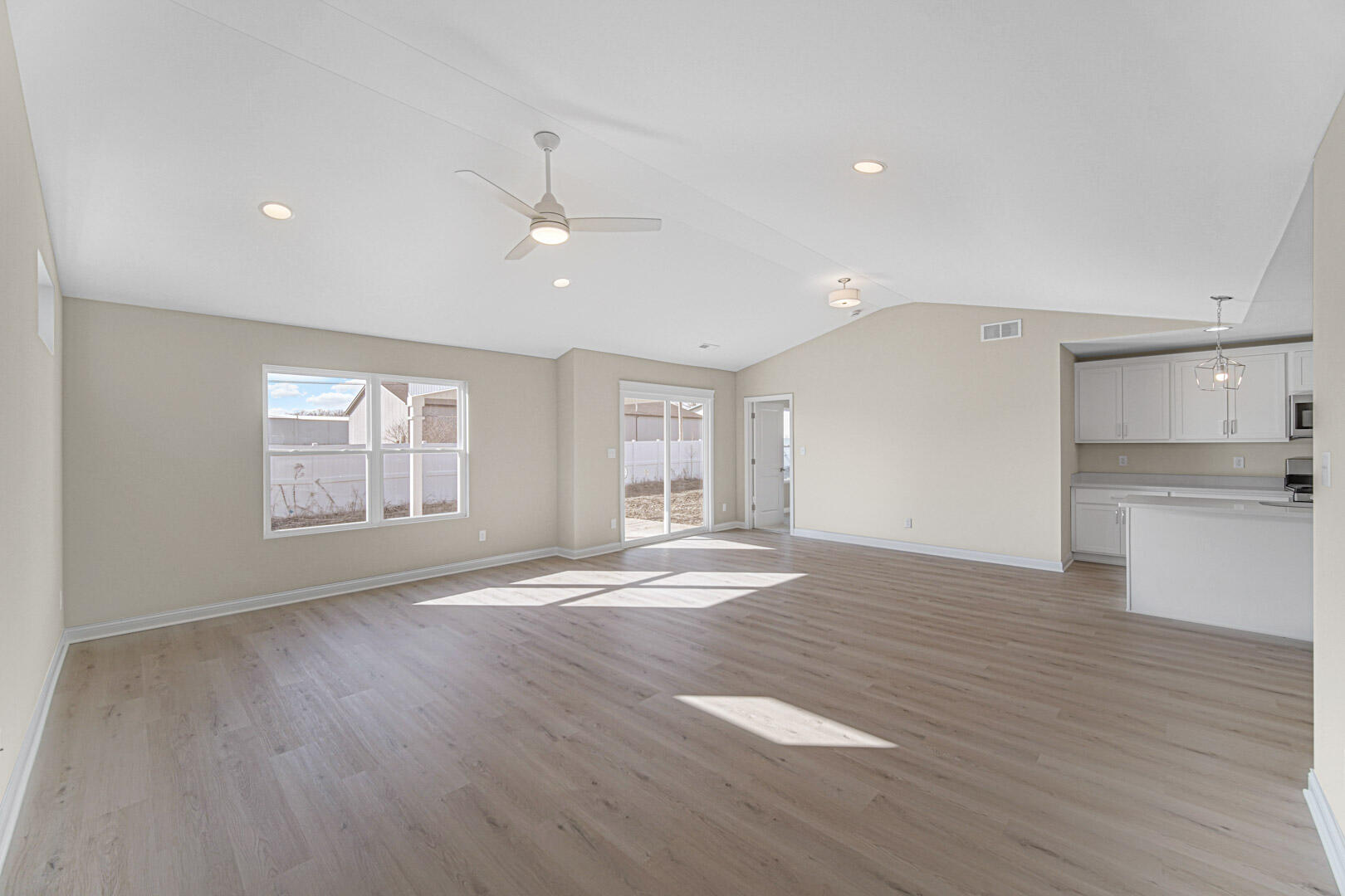 13376 Madison Avenue