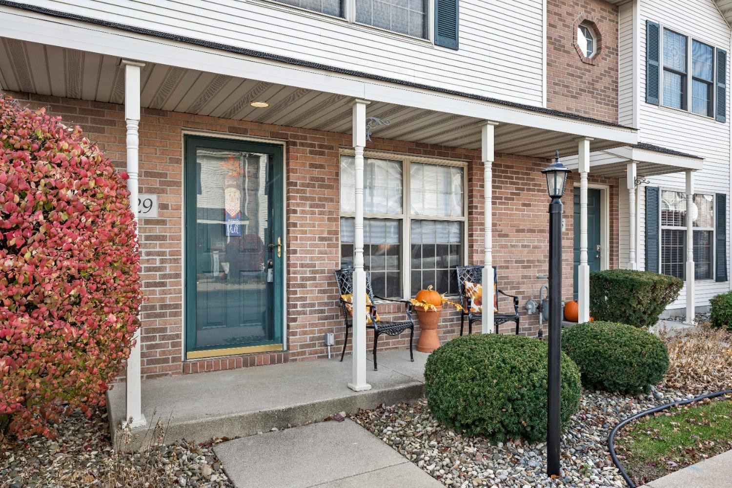 1829 Dogwood Court