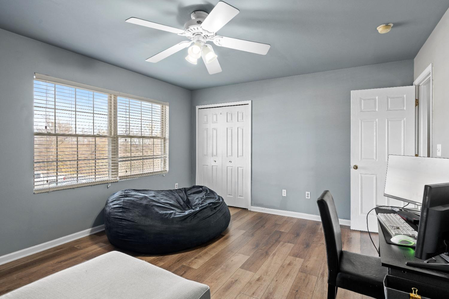 1829 Dogwood Court