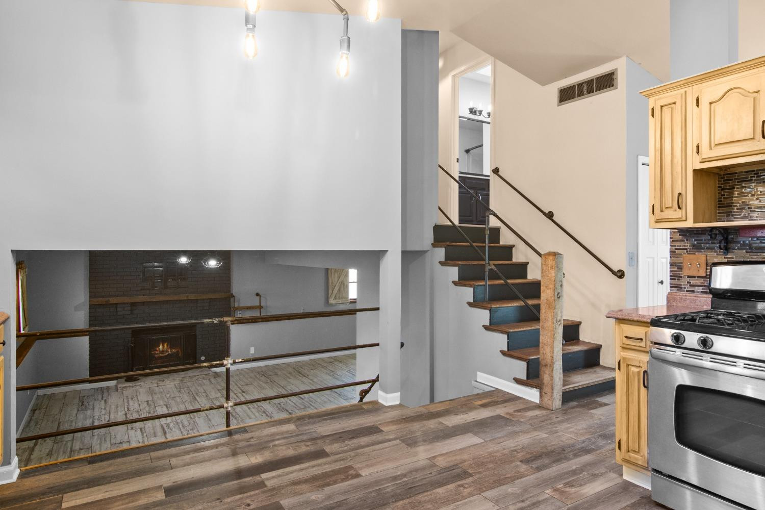 3321 Windy Hill Road