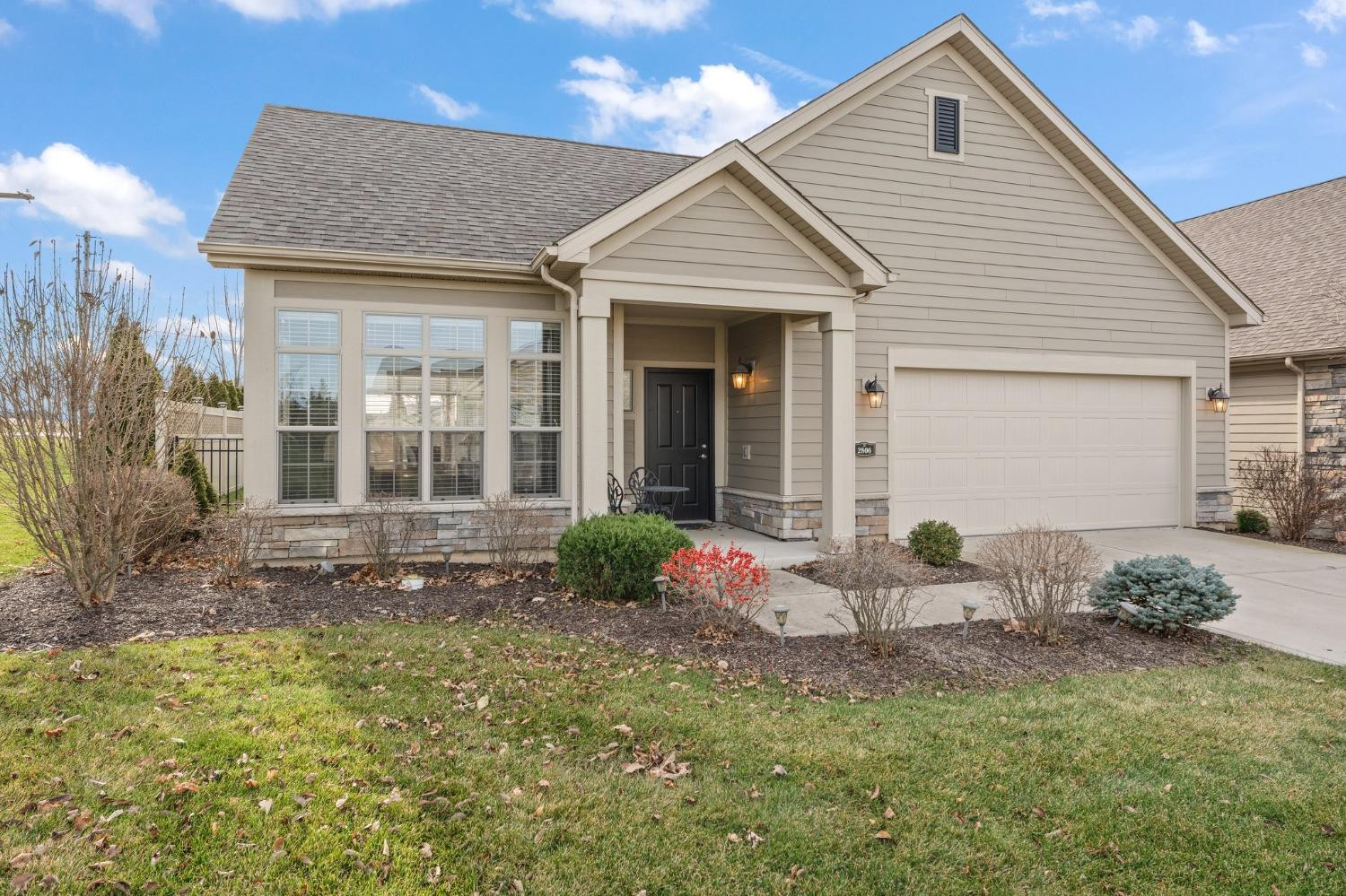 2806 Rustic Crooked Circle