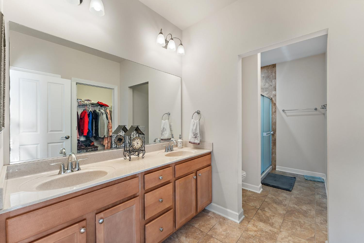 2806 Rustic Crooked Circle