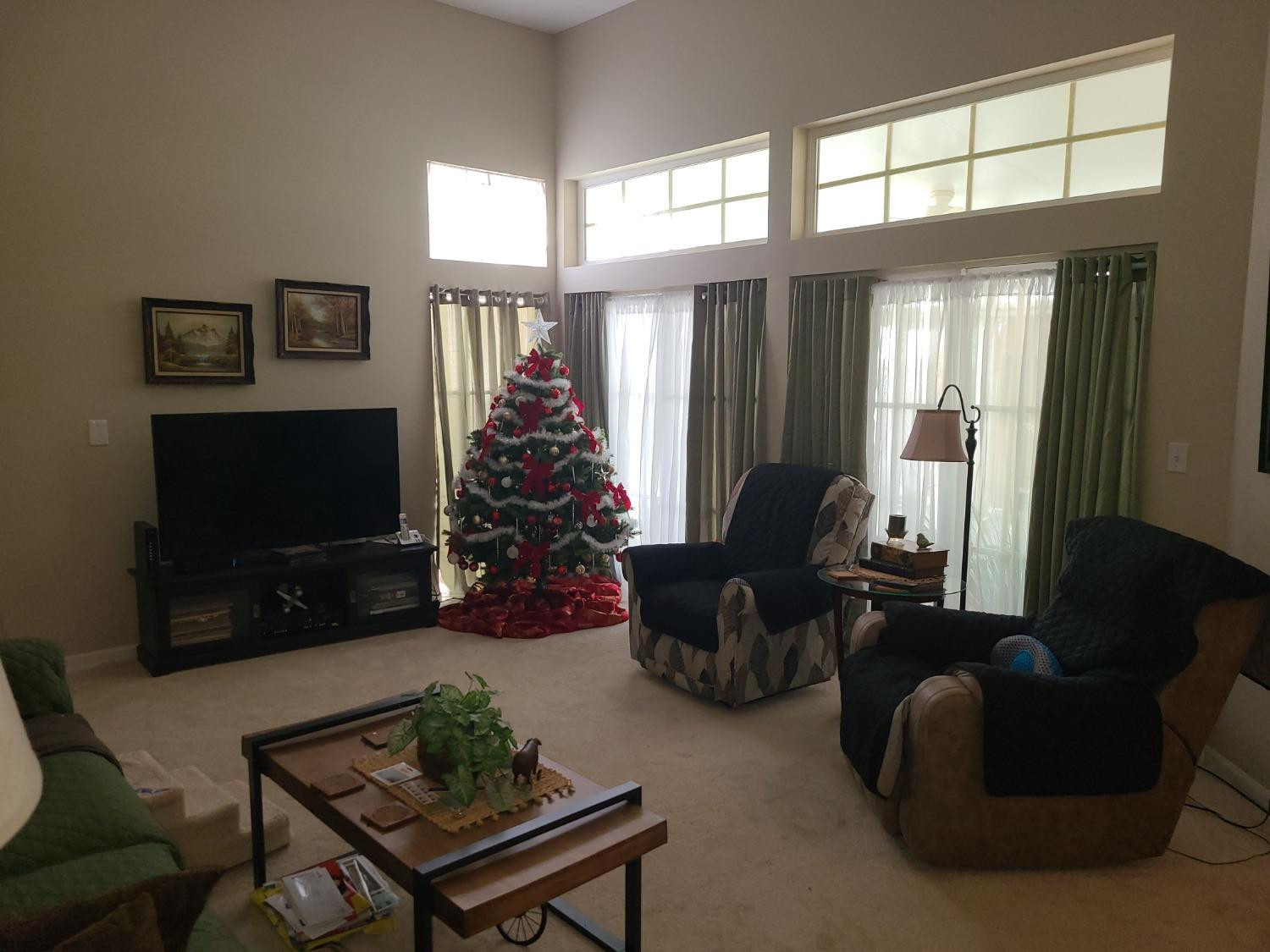 749 Meadowbrook Drive