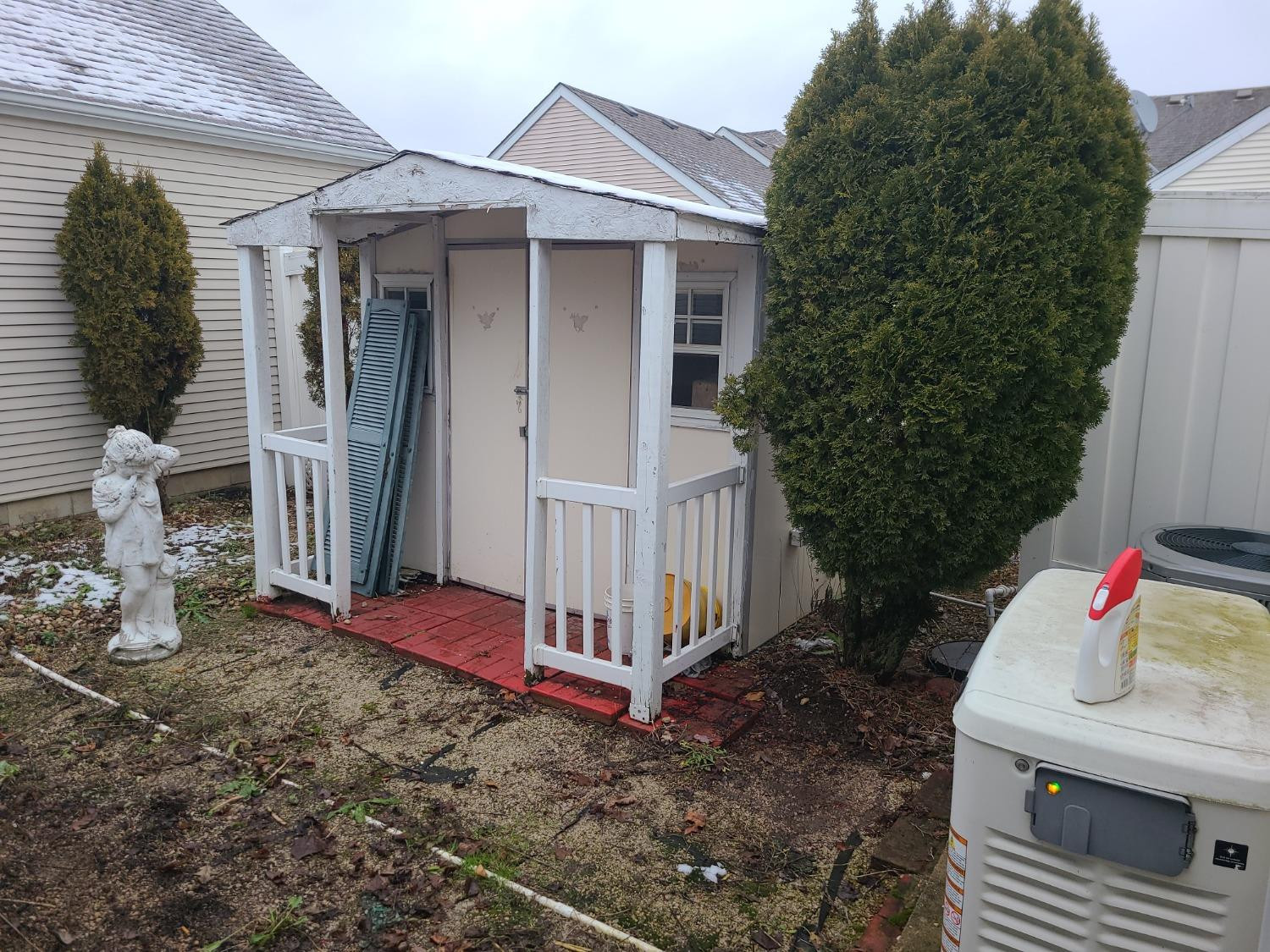 749 Meadowbrook Drive