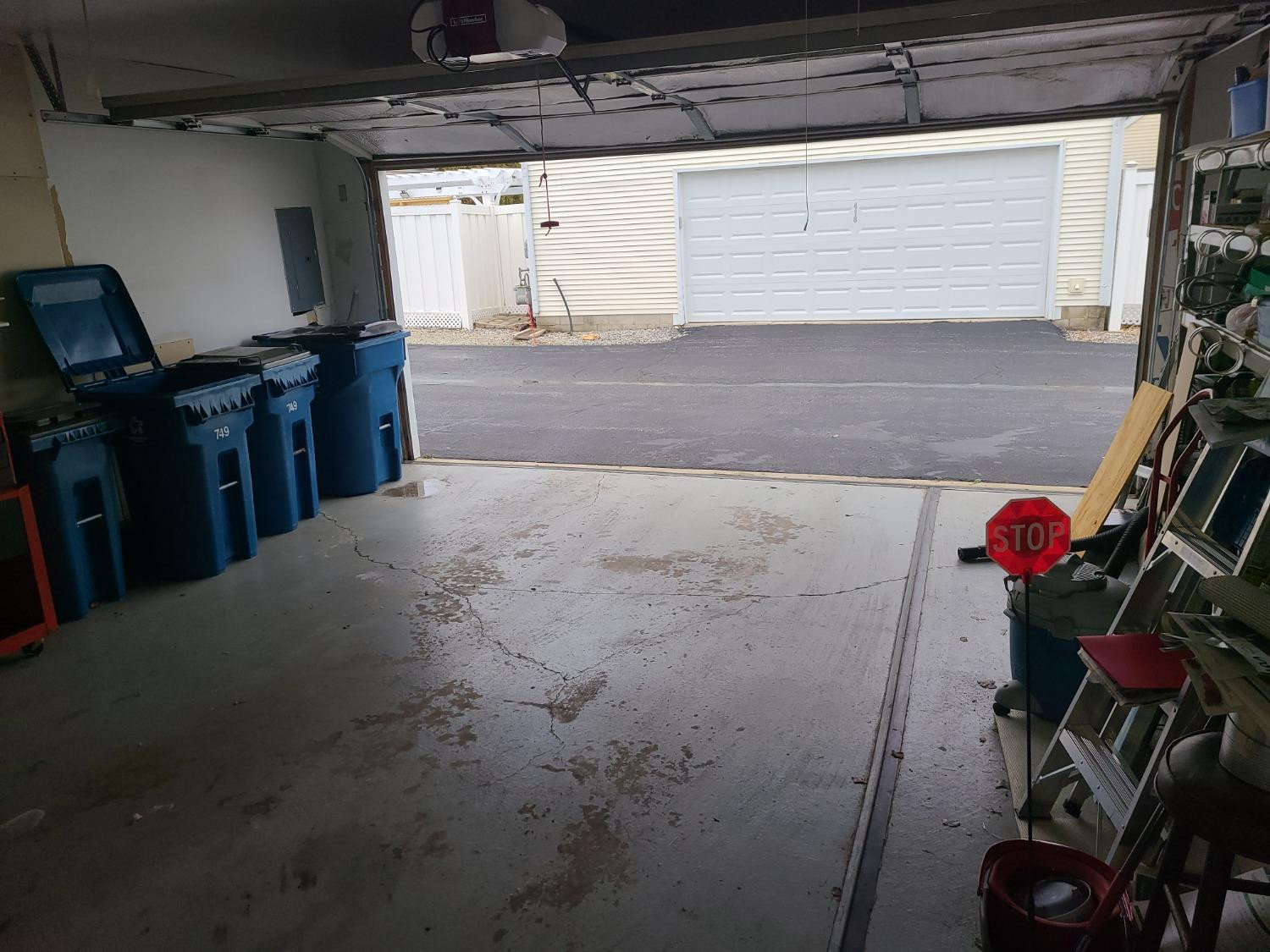 749 Meadowbrook Drive