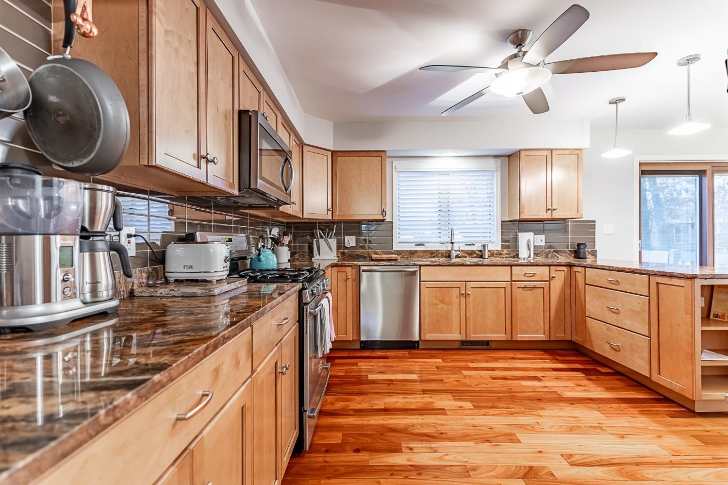 343 N Lillian Street