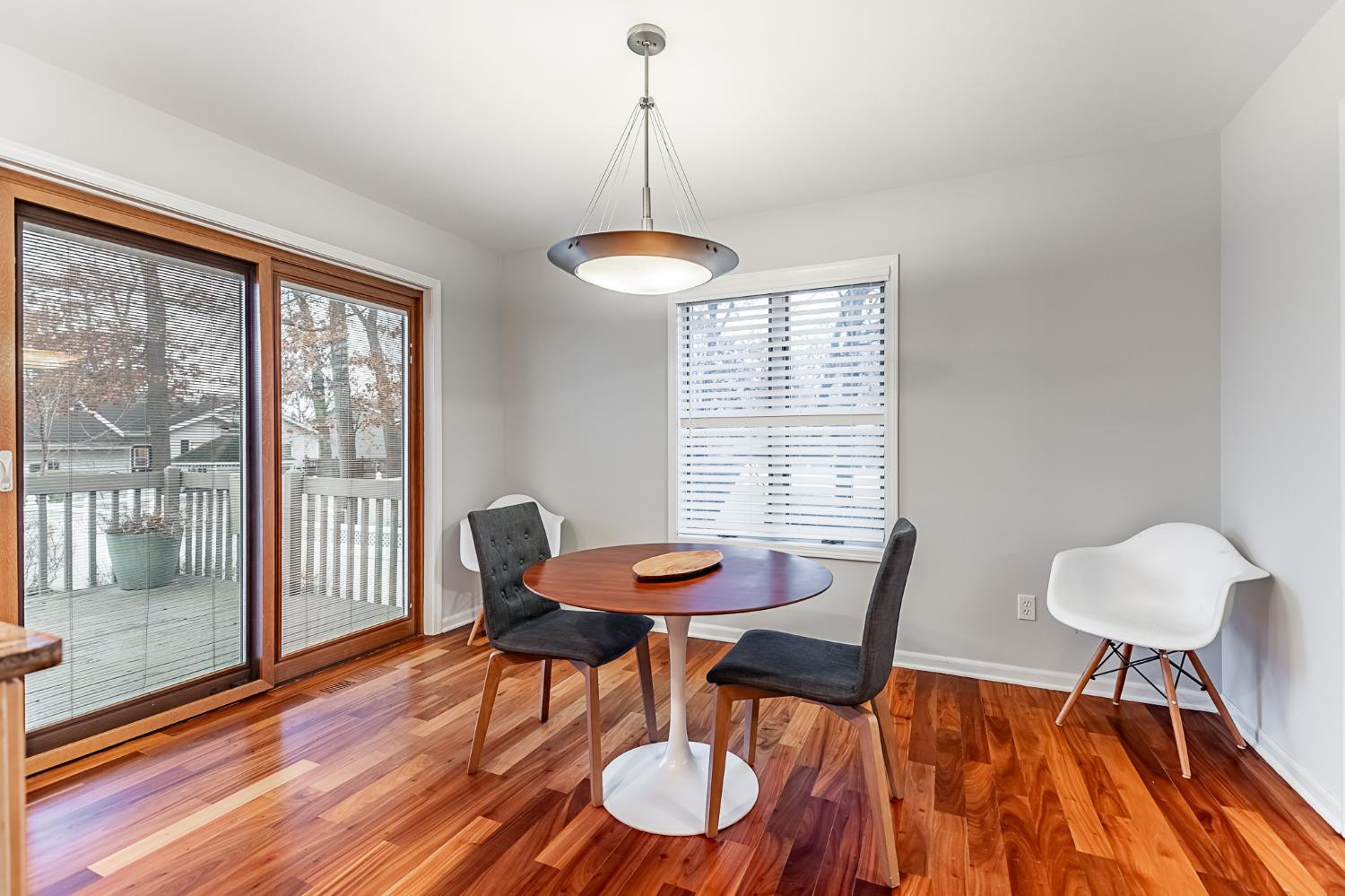 343 N Lillian Street