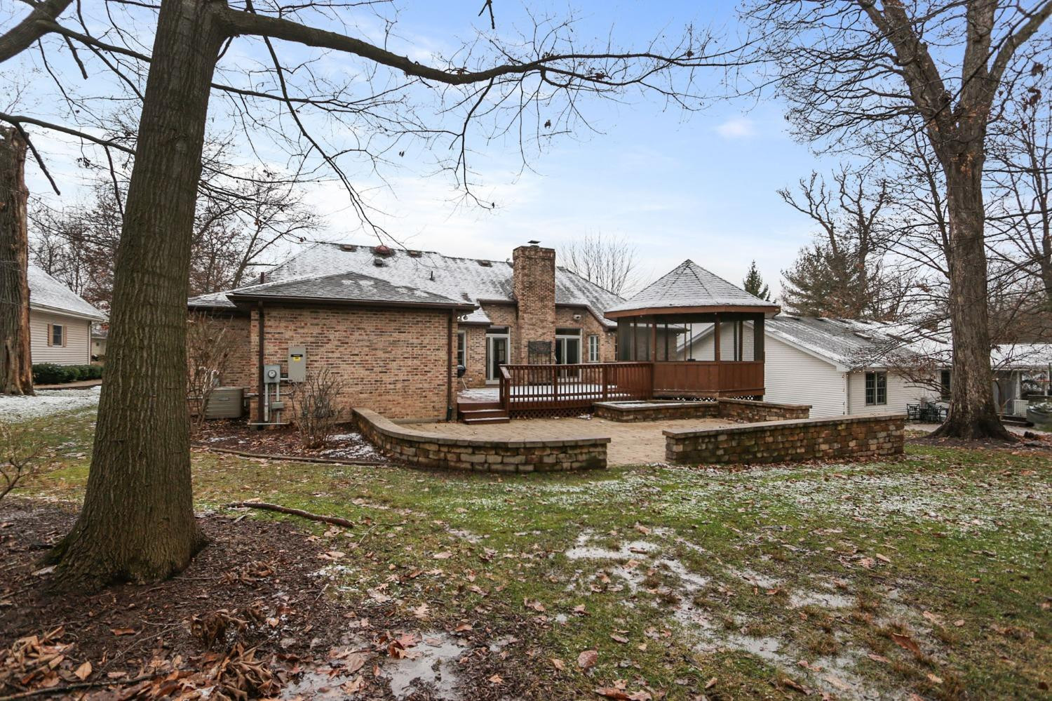 7517 Foxwood Drive