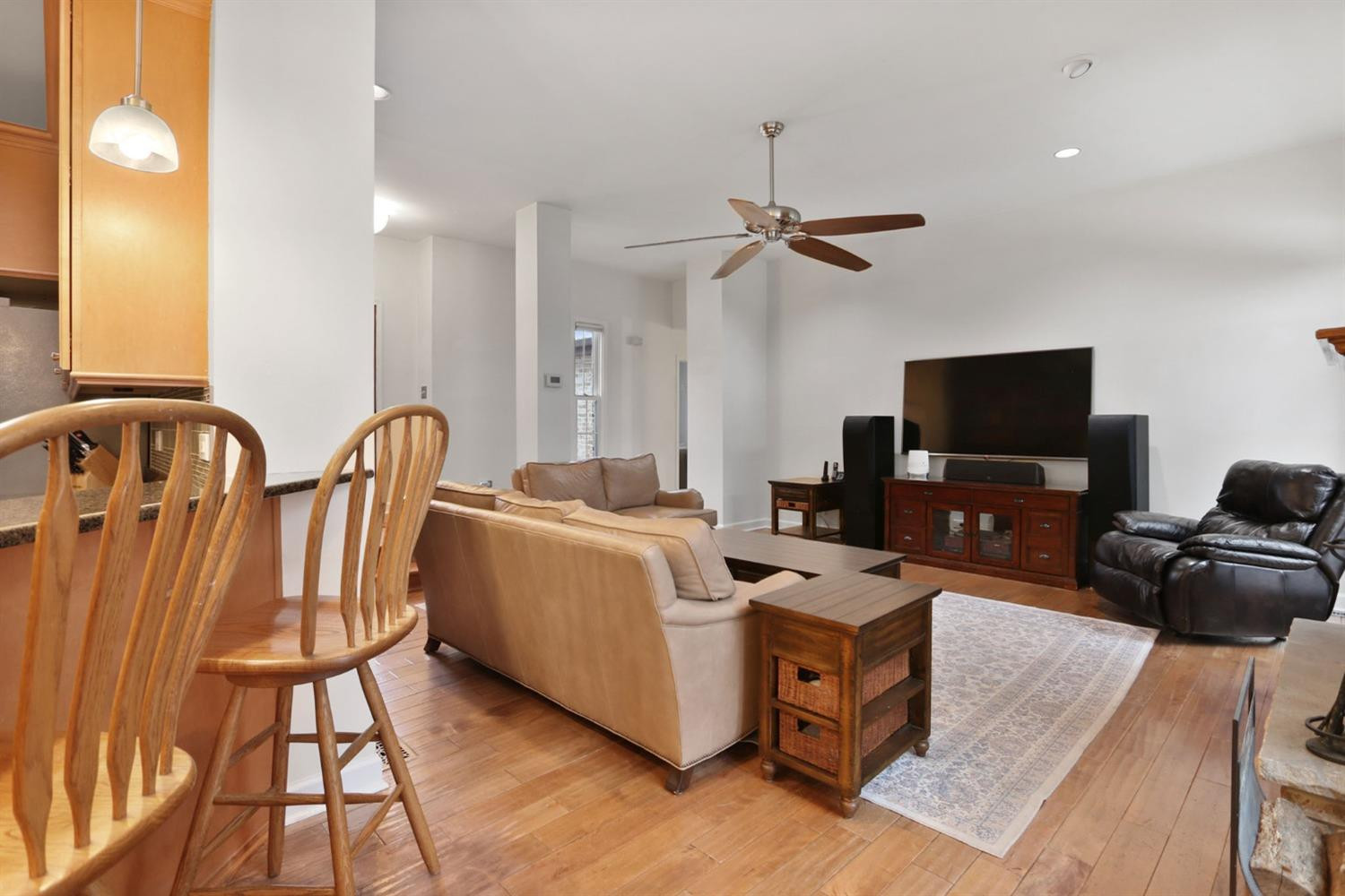 7517 Foxwood Drive