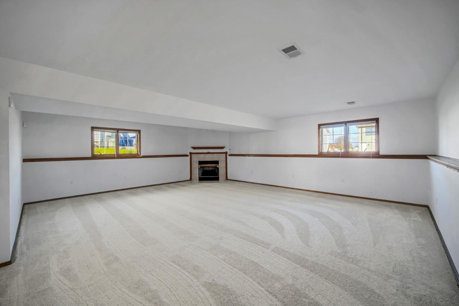 1486 W 86th Lane
