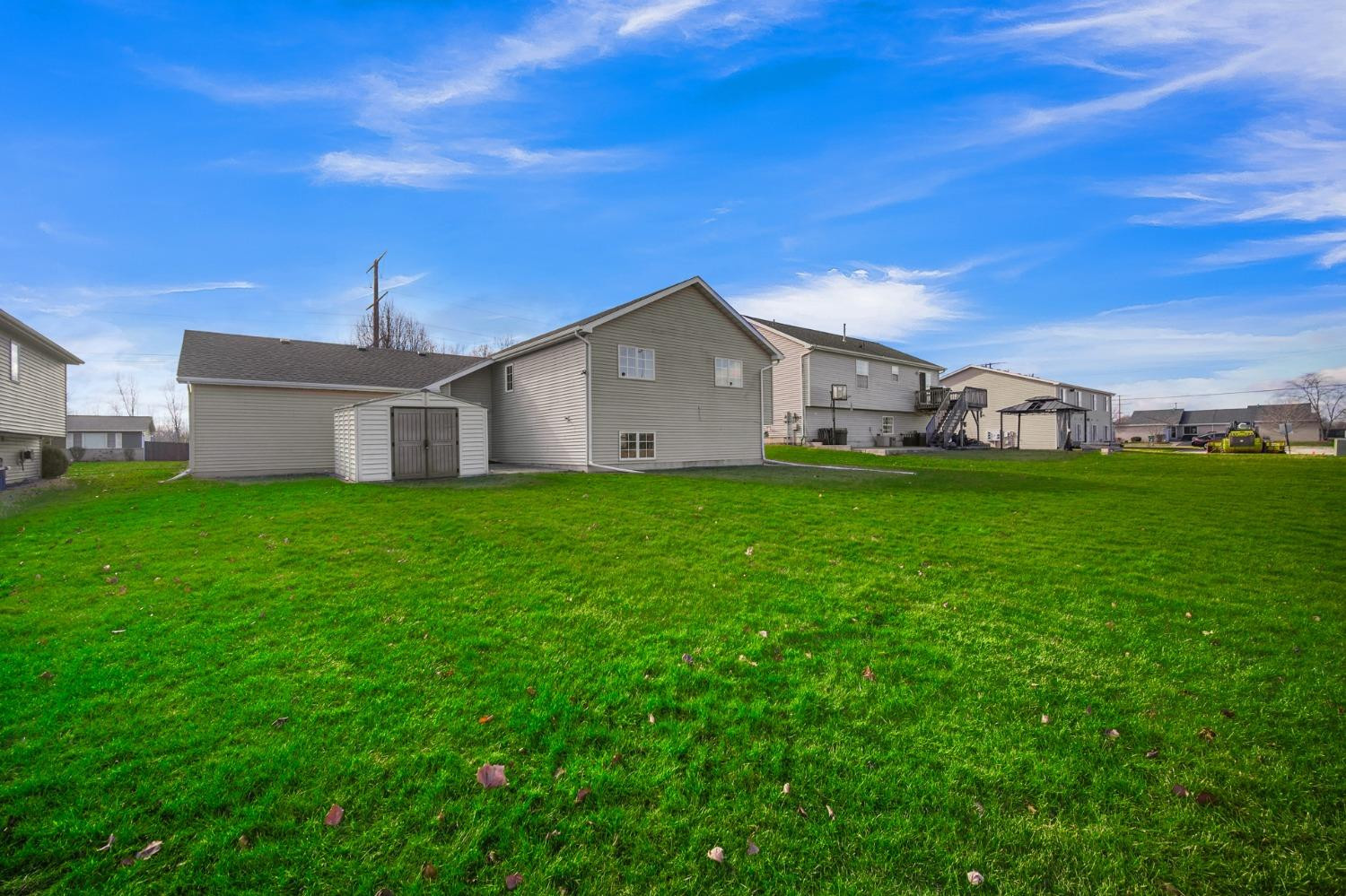 1486 W 86th Lane