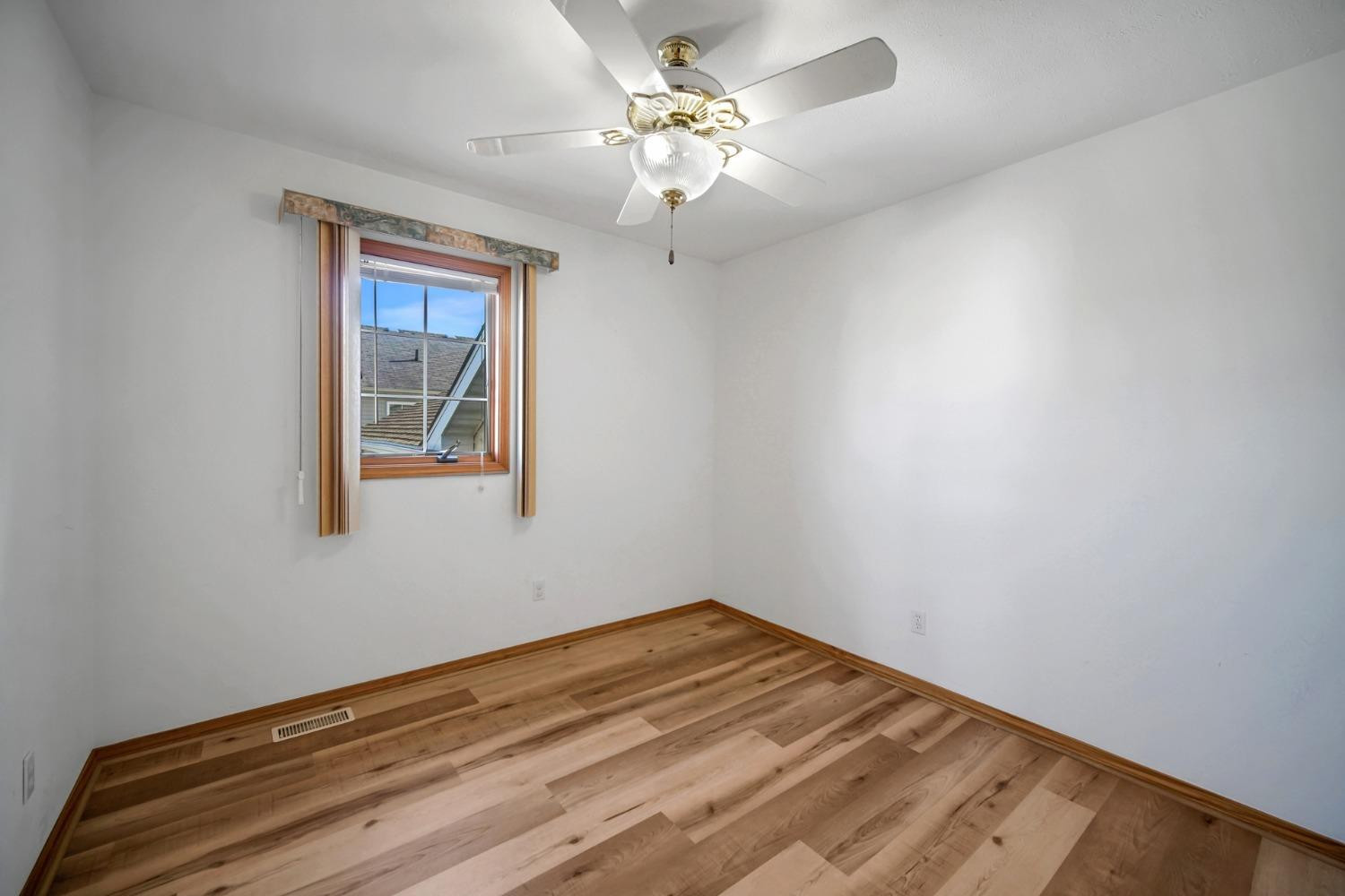1486 W 86th Lane