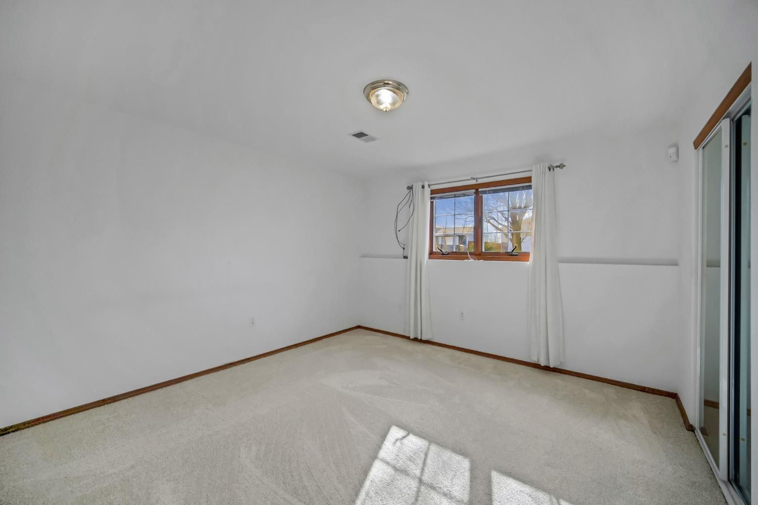 1486 W 86th Lane