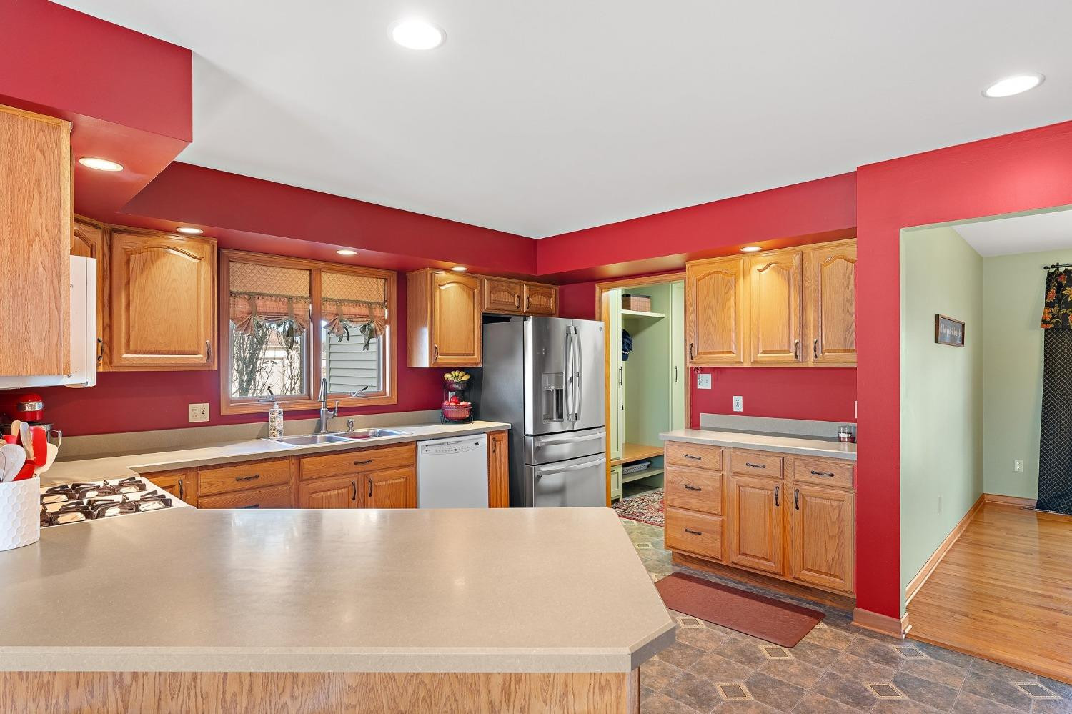 9548 Shelby Lane