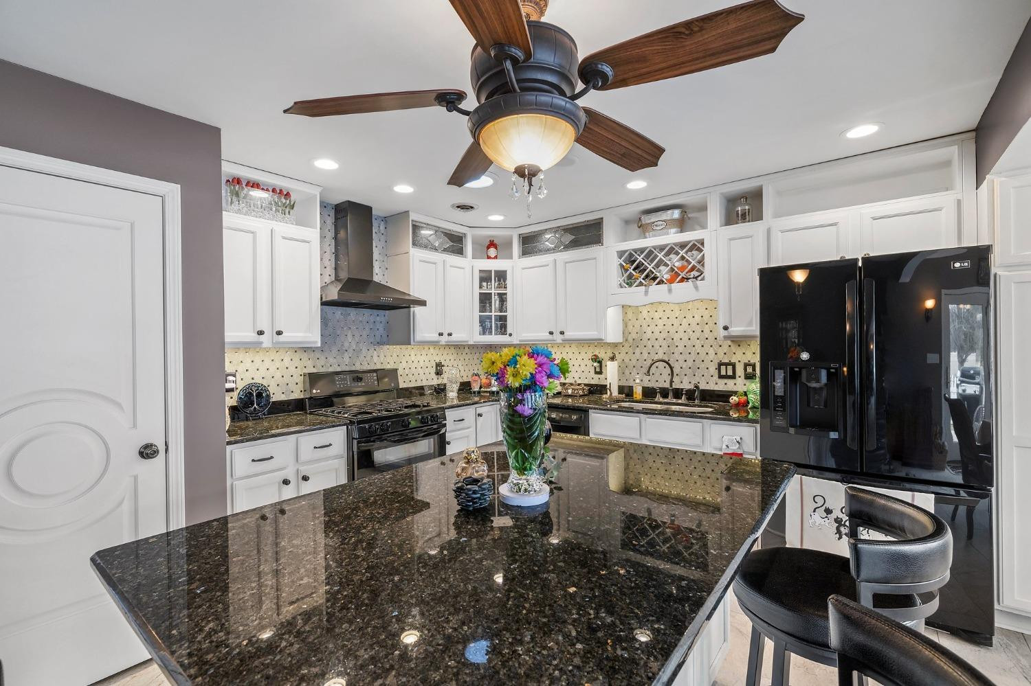 935 Blue Jay Way
