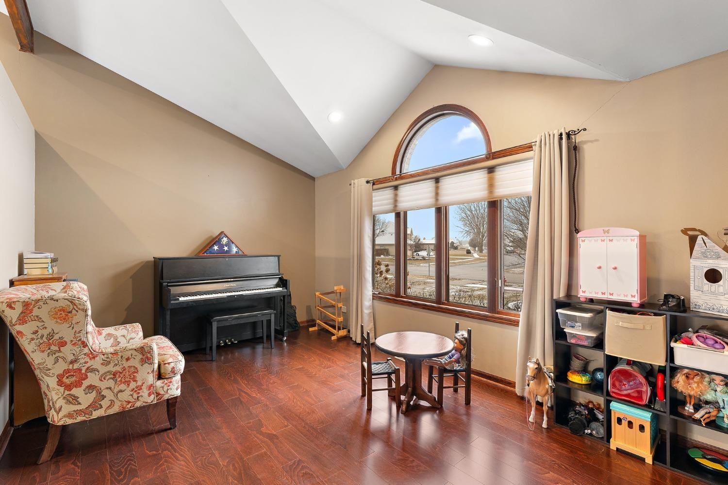 8325 Lantern View Lane