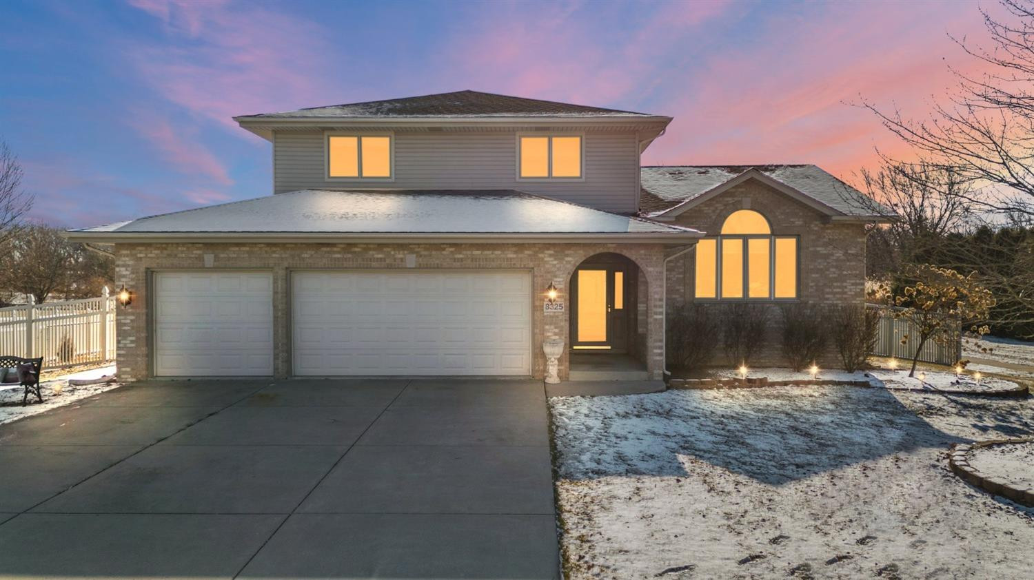 8325 Lantern View Lane