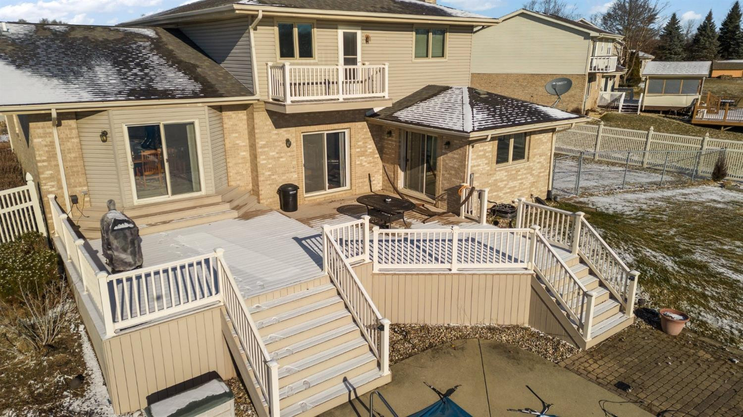 8325 Lantern View Lane