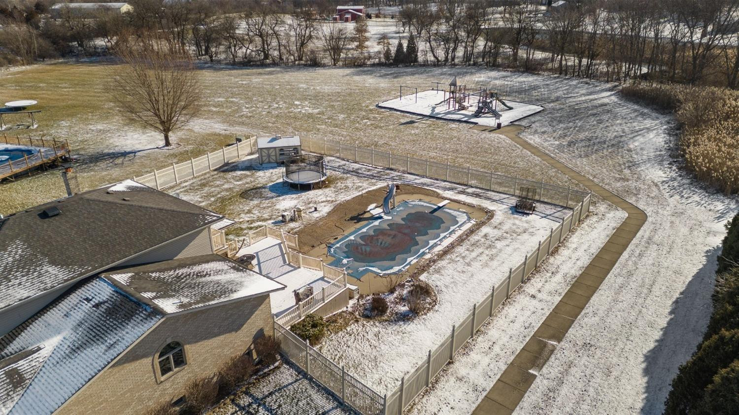 8325 Lantern View Lane