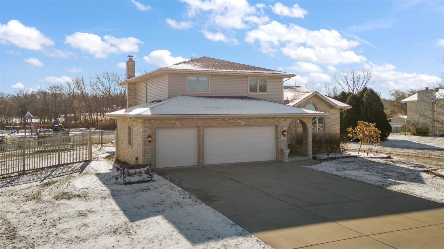8325 Lantern View Lane