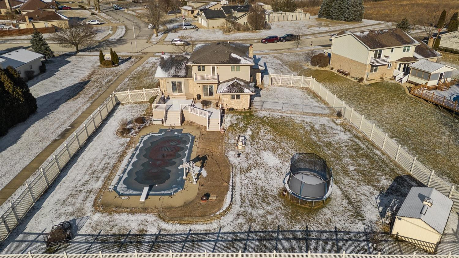 8325 Lantern View Lane