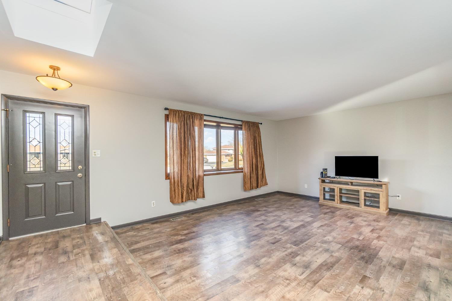1439 Clover Lane