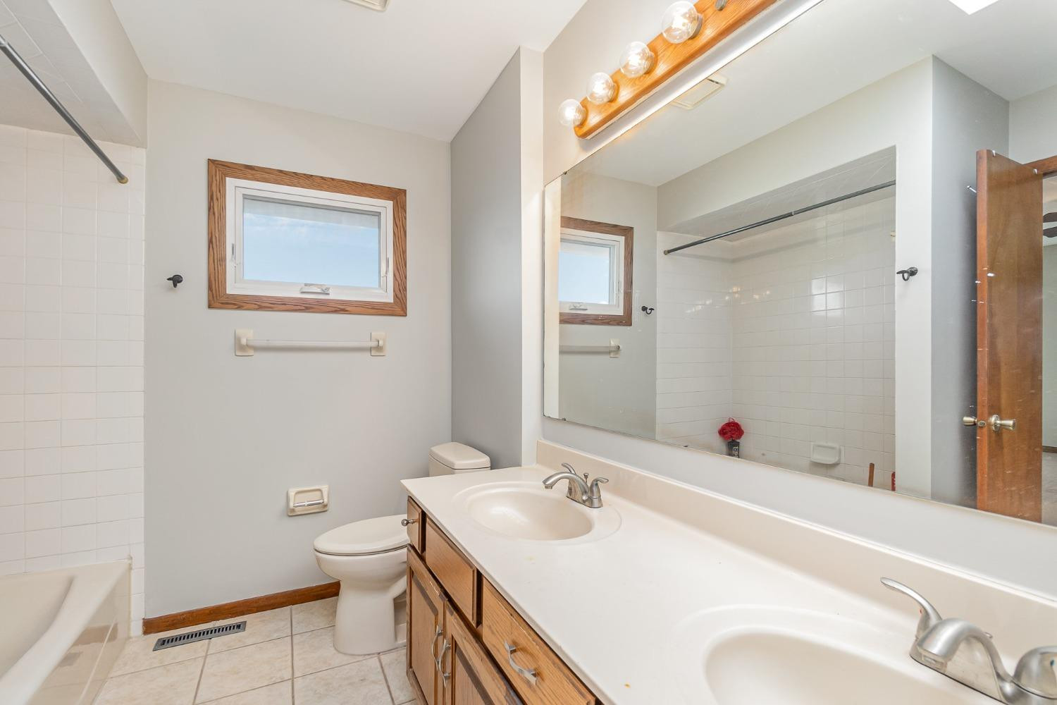 1439 Clover Lane