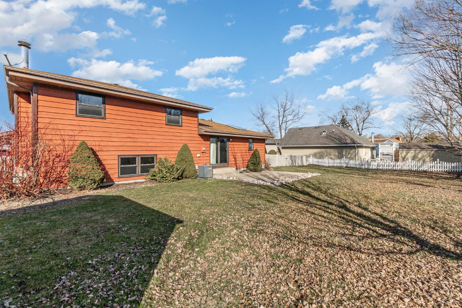 1439 Clover Lane