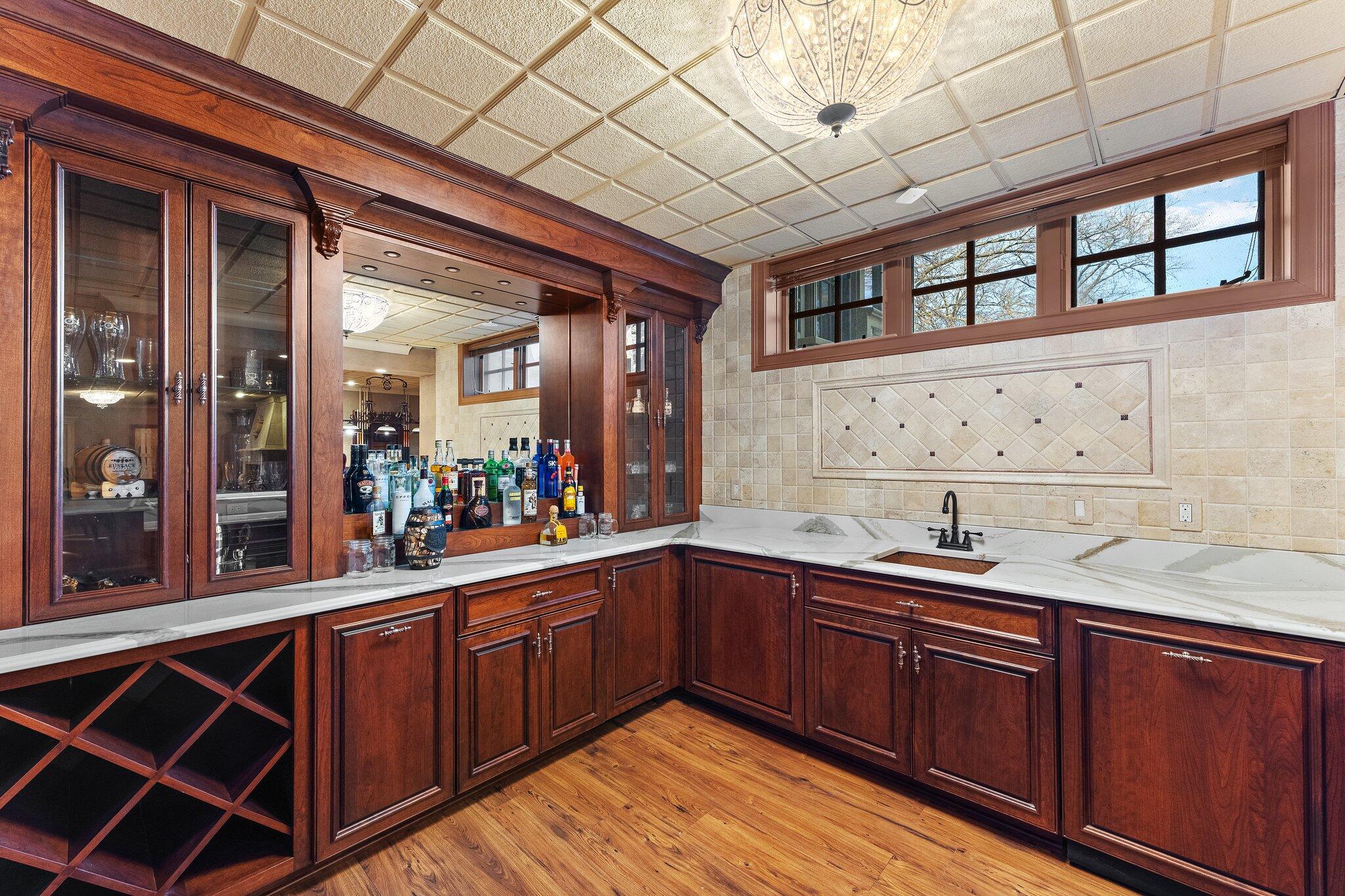 1129 Killarney Drive