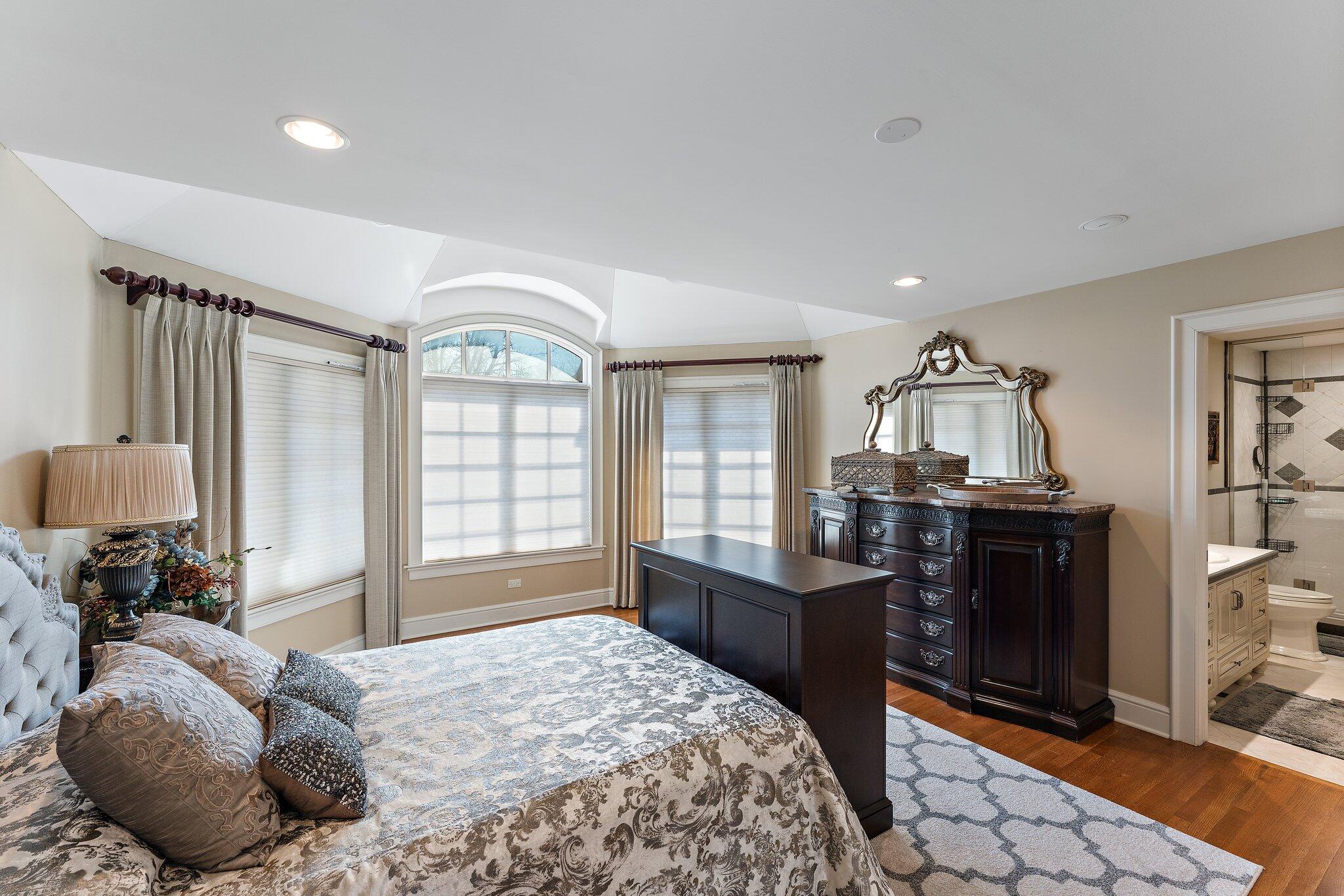 1129 Killarney Drive