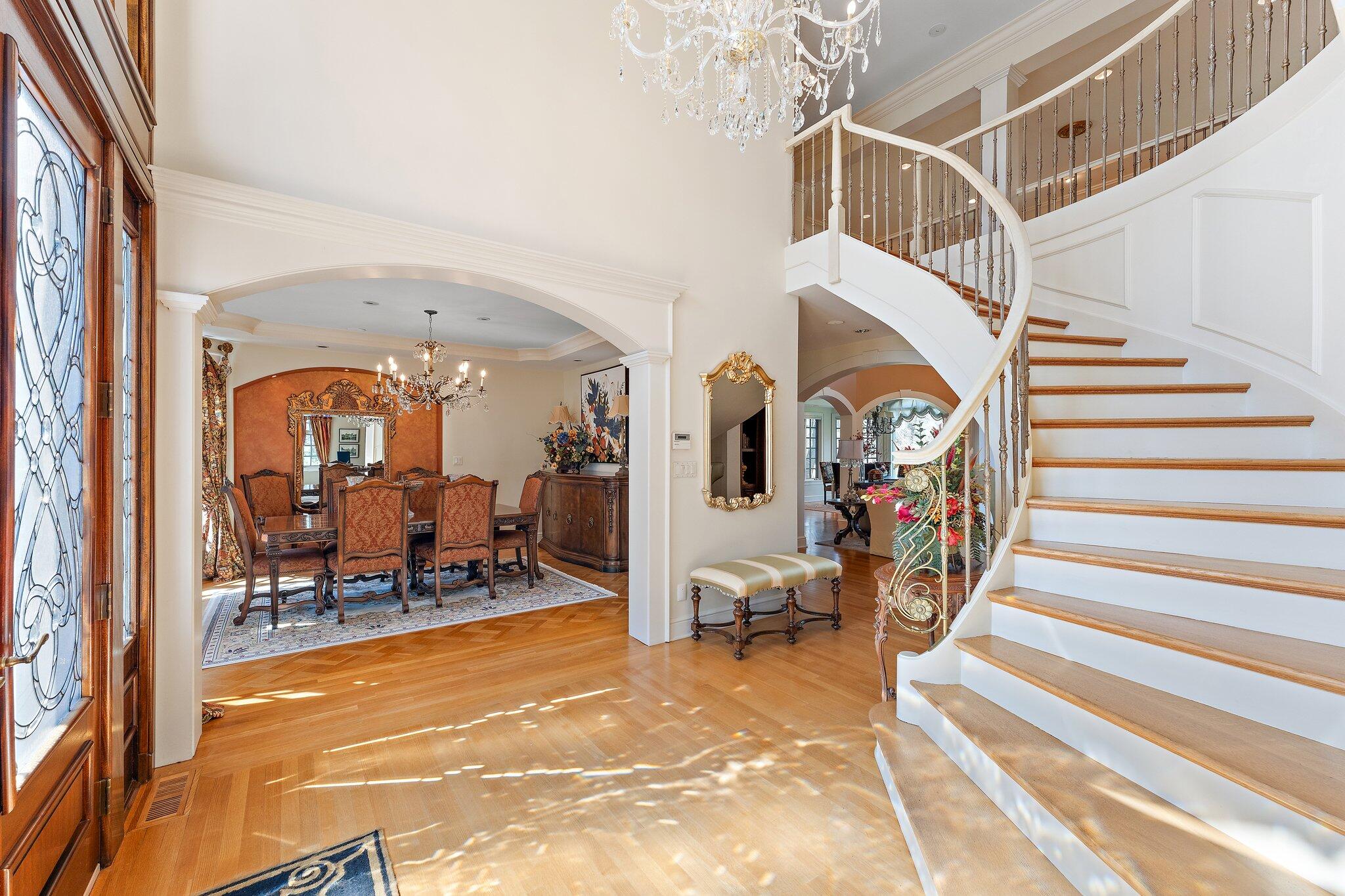 1129 Killarney Drive