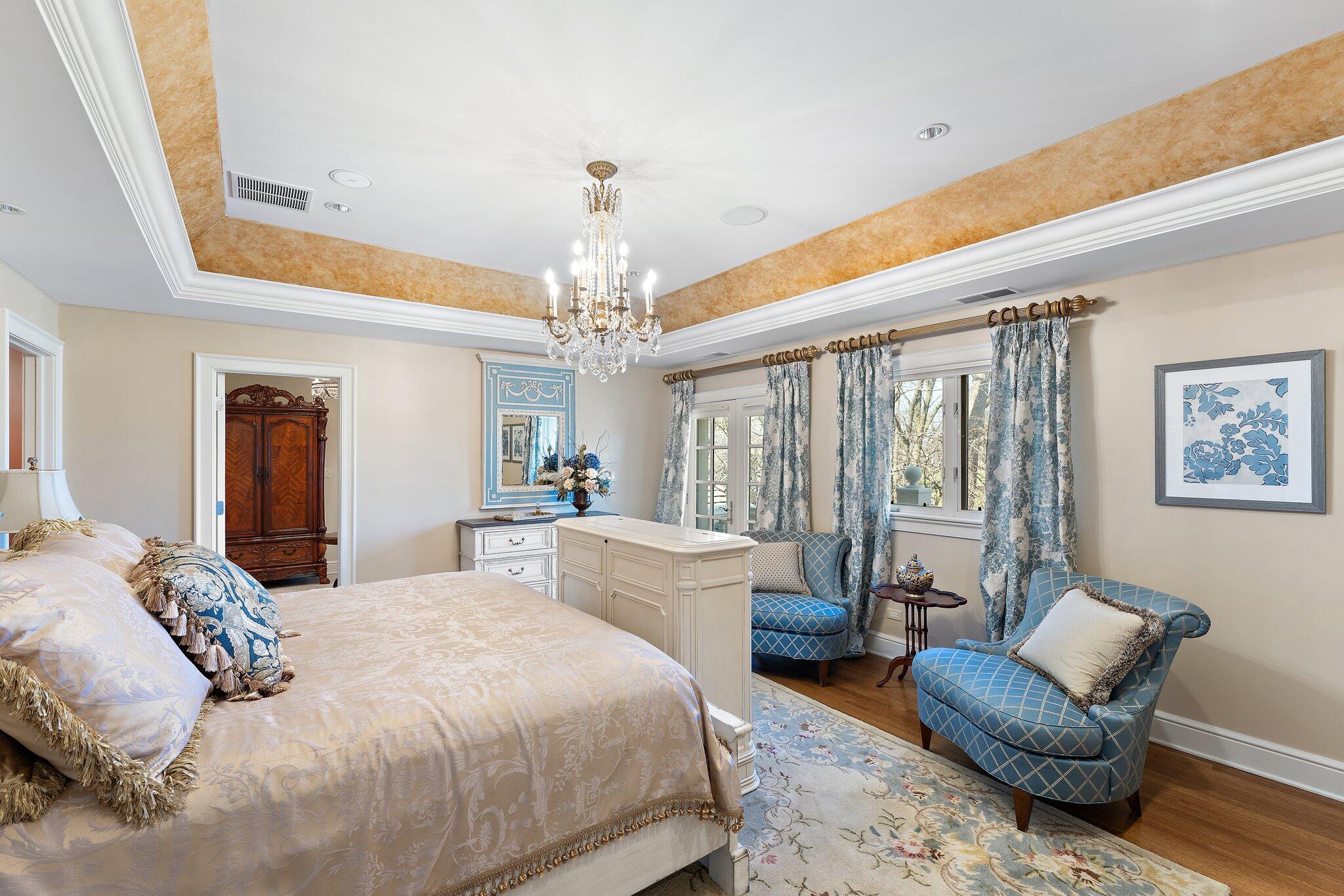 1129 Killarney Drive