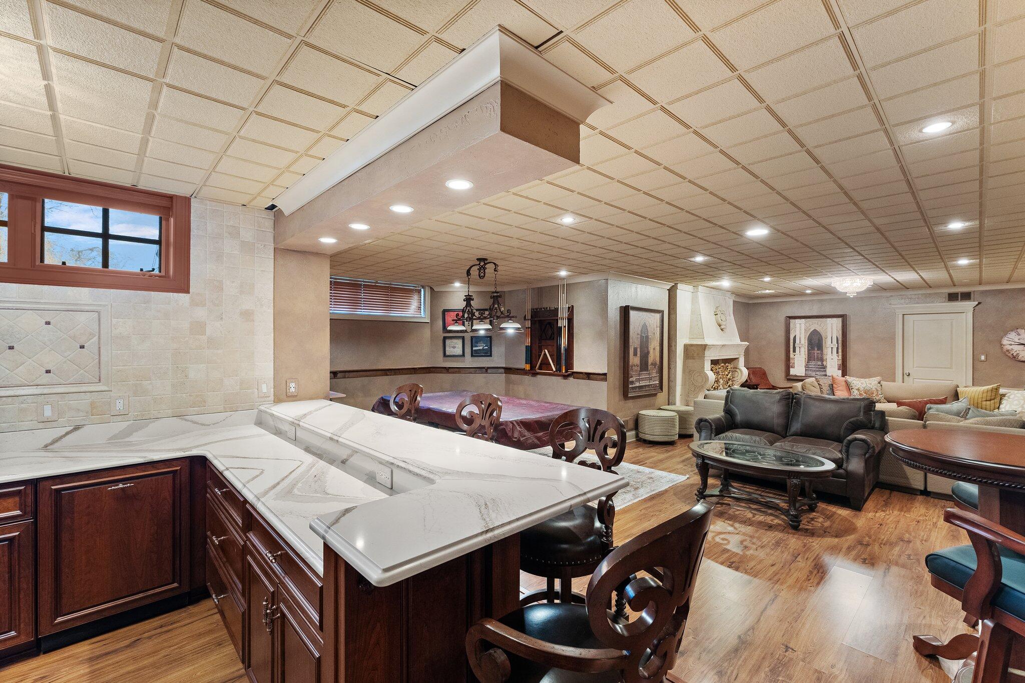 1129 Killarney Drive