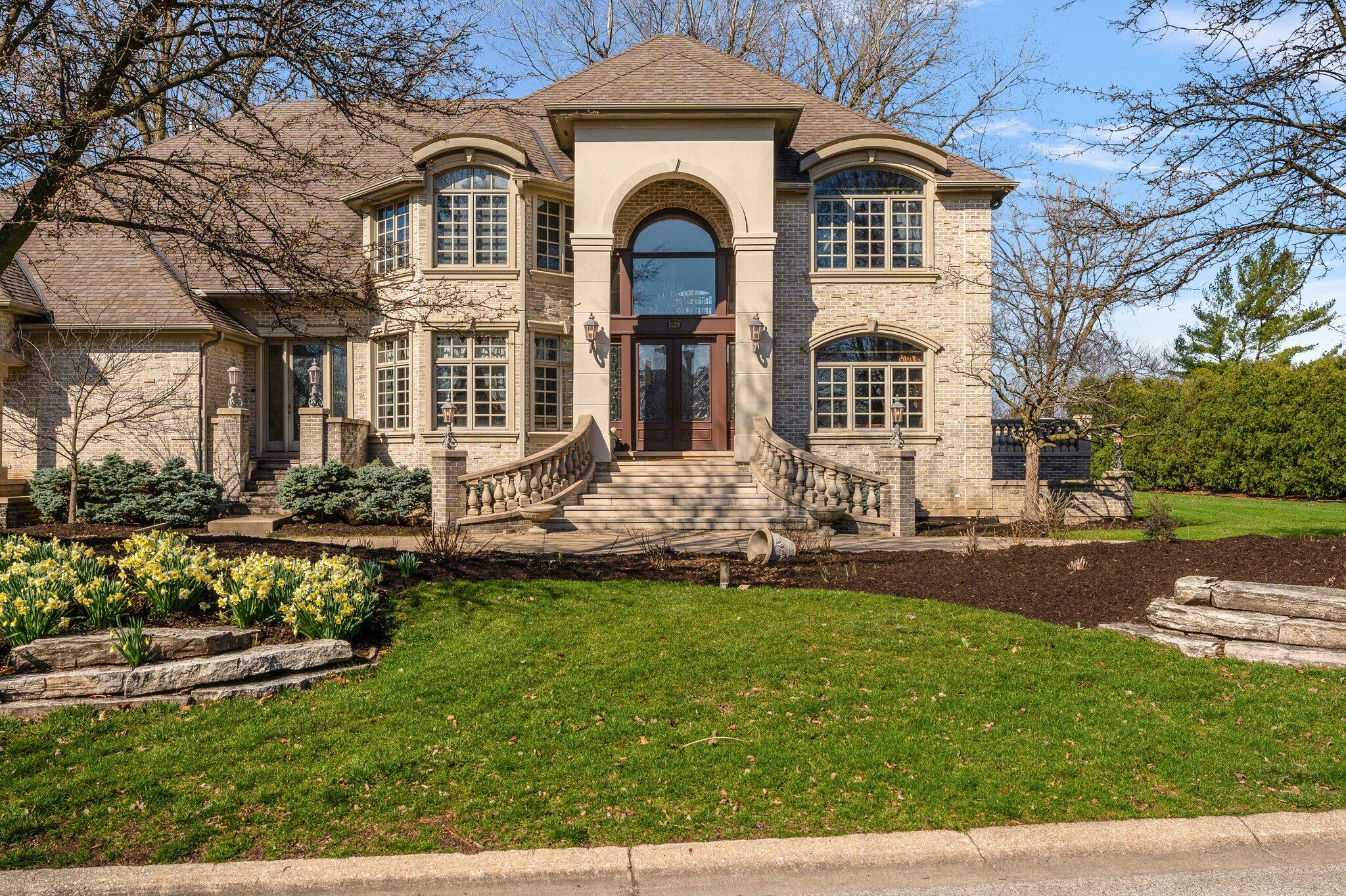 1129 Killarney Drive