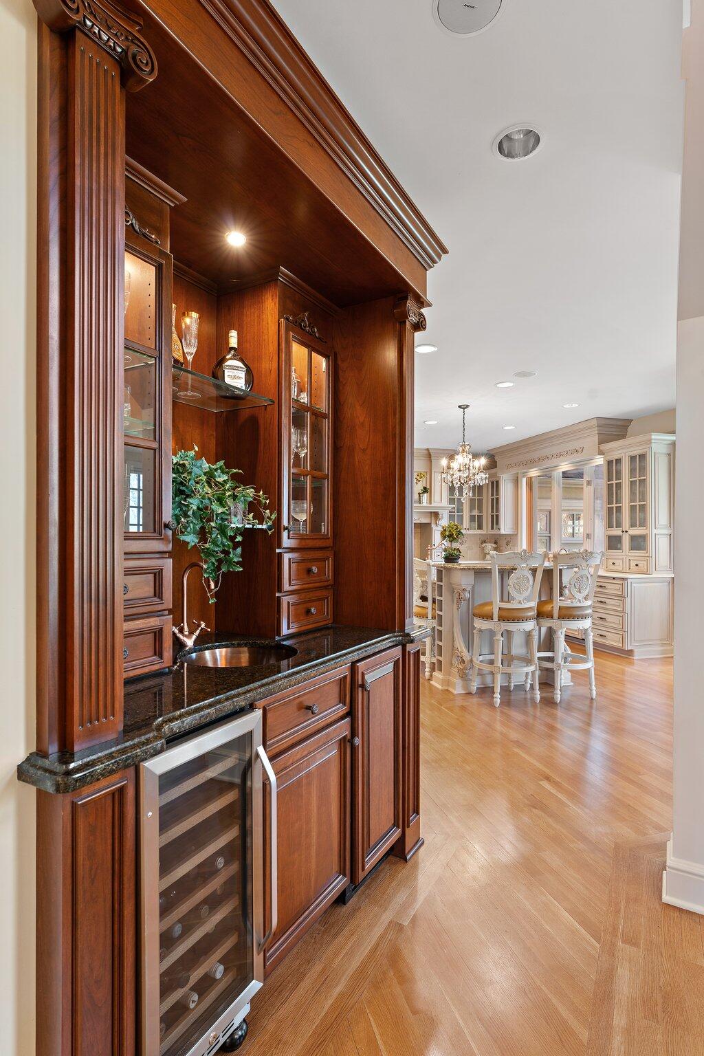 1129 Killarney Drive