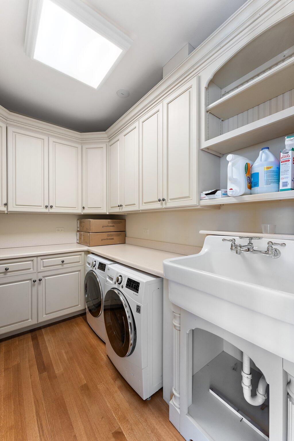 1129 Killarney Drive