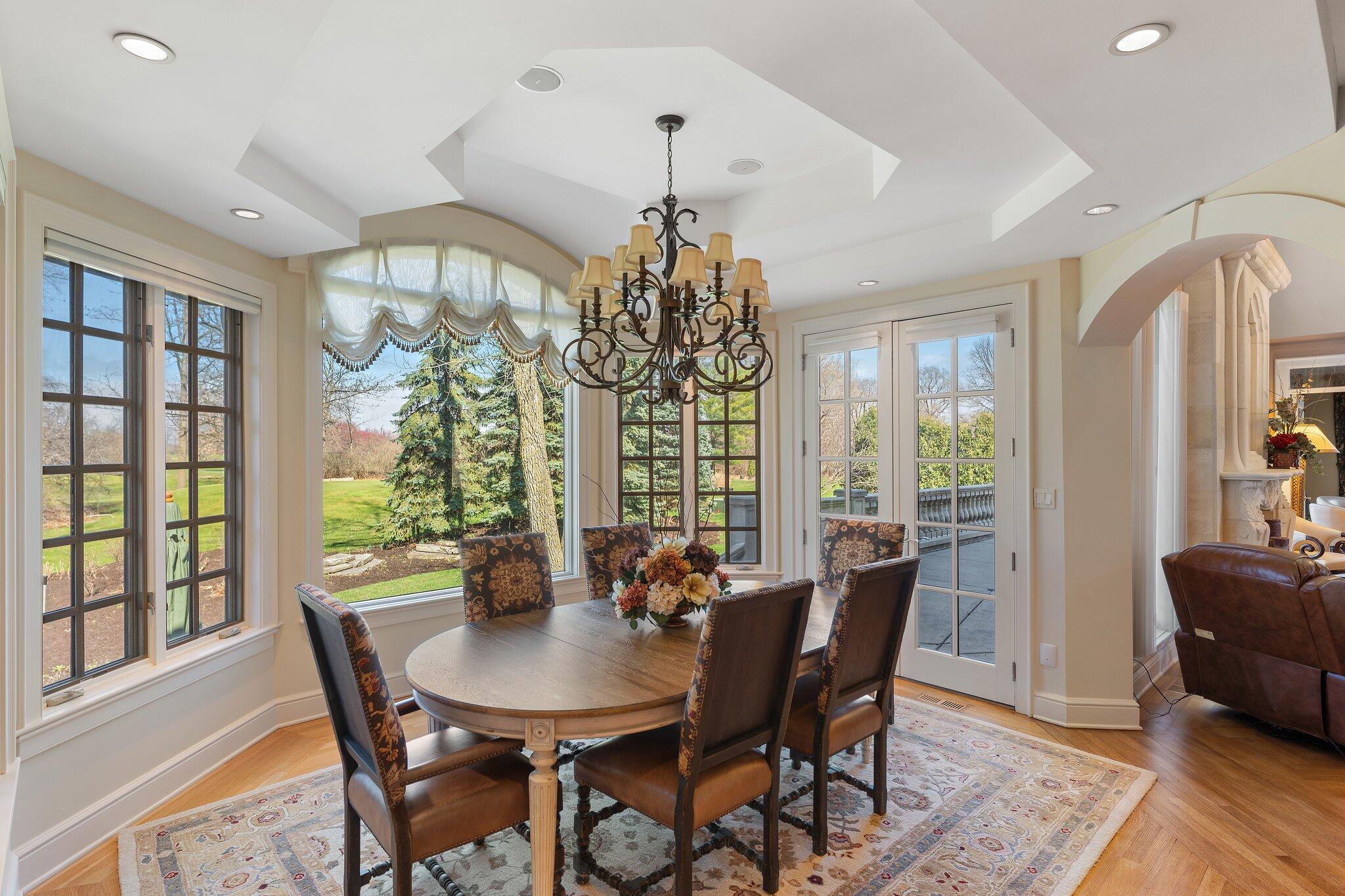 1129 Killarney Drive