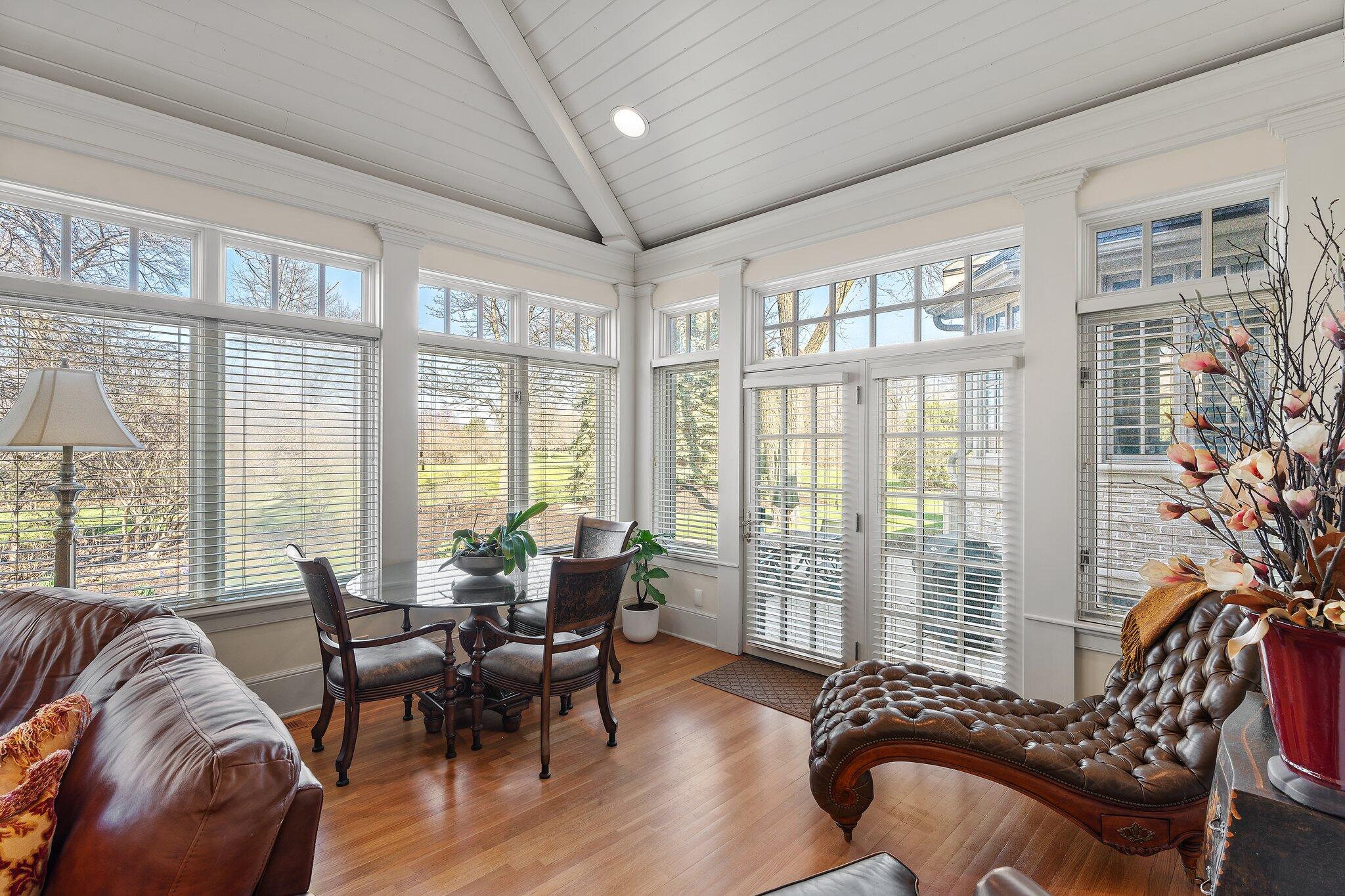 1129 Killarney Drive