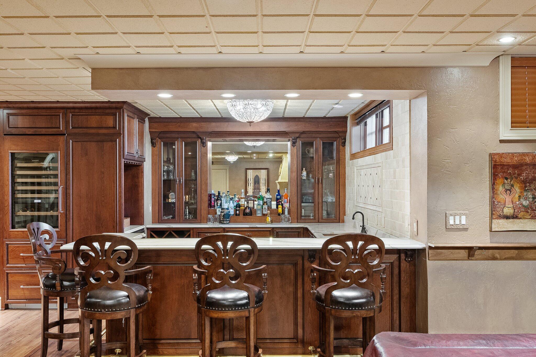 1129 Killarney Drive