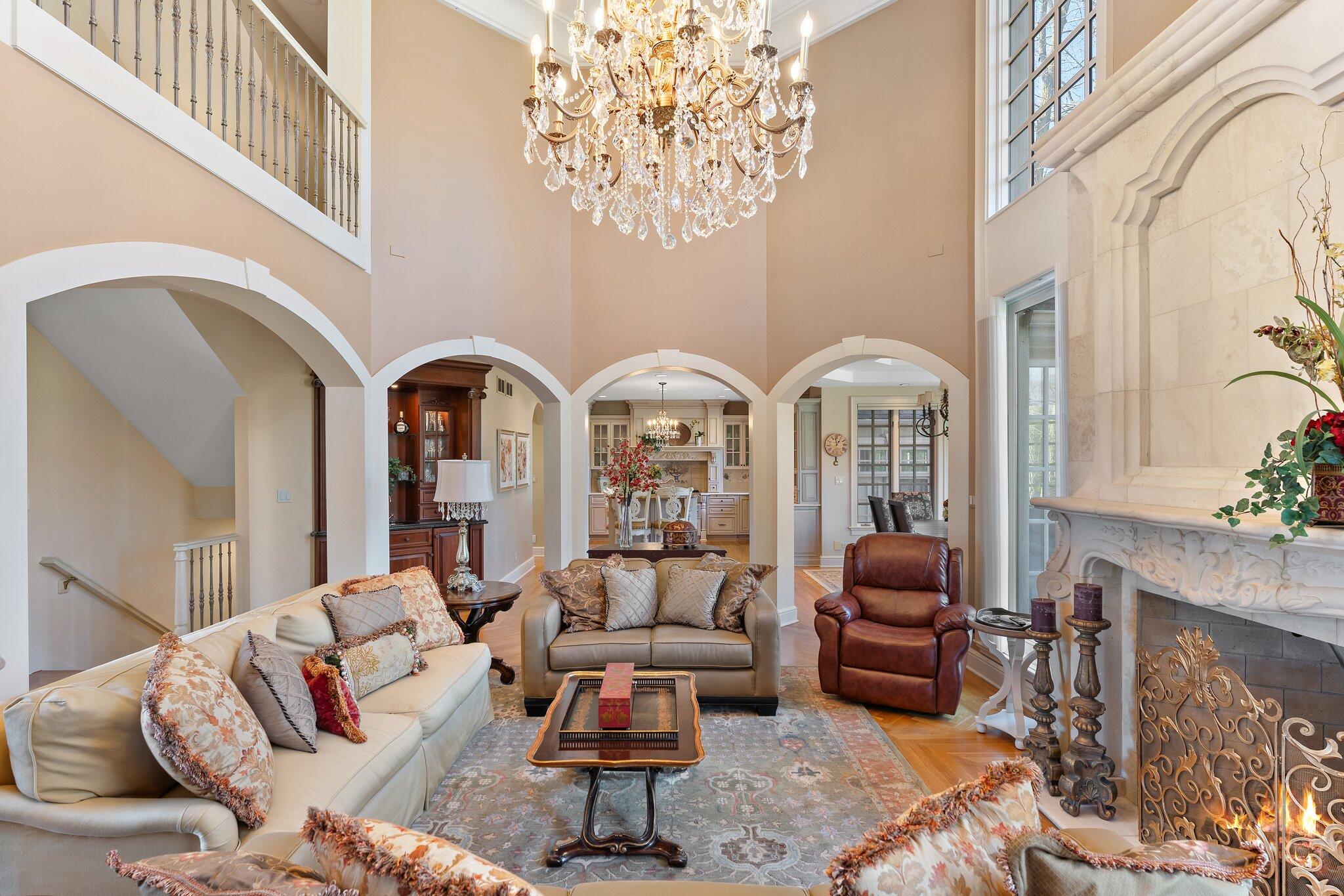 1129 Killarney Drive