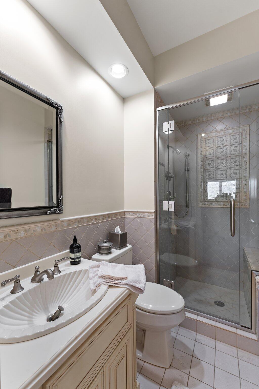 1129 Killarney Drive