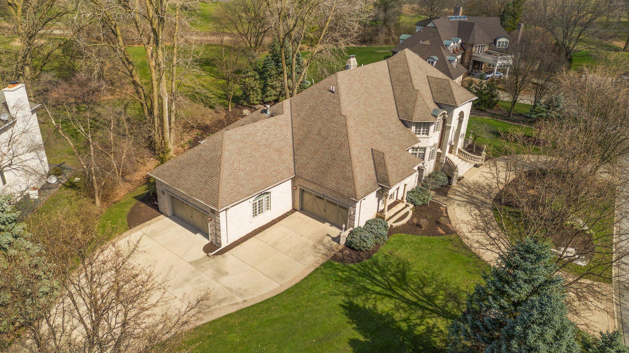 1129 Killarney Drive