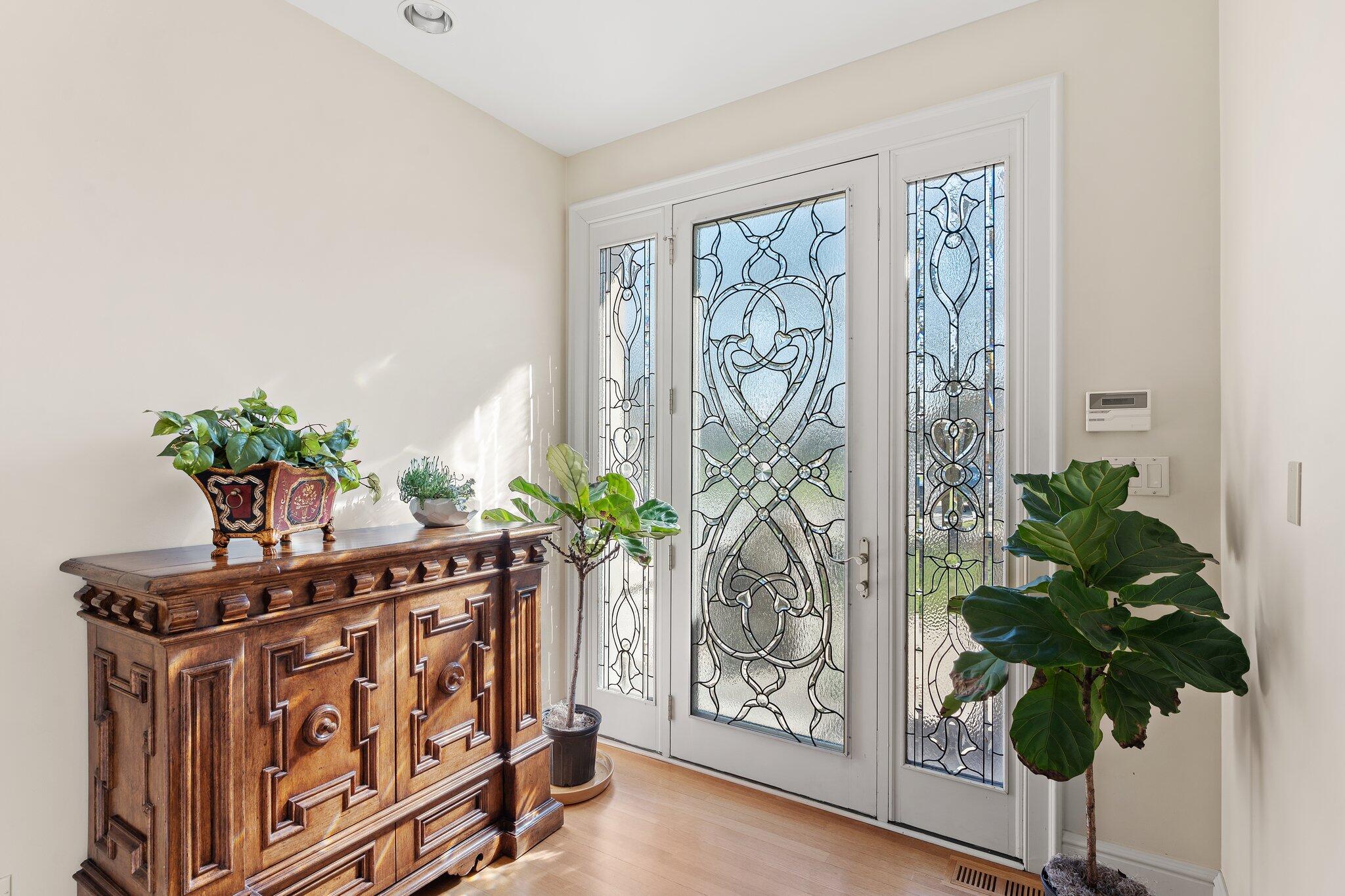 1129 Killarney Drive