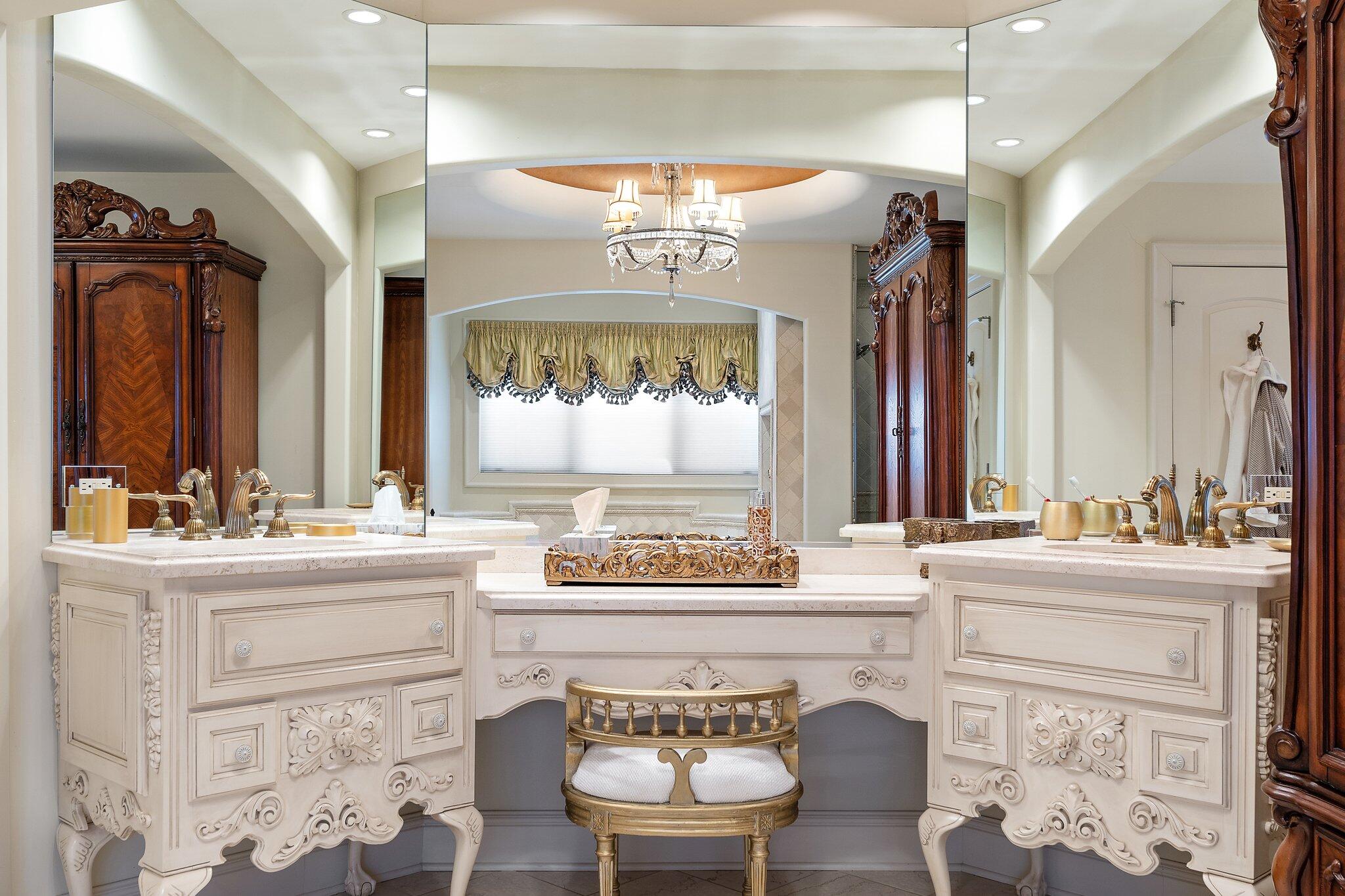 1129 Killarney Drive