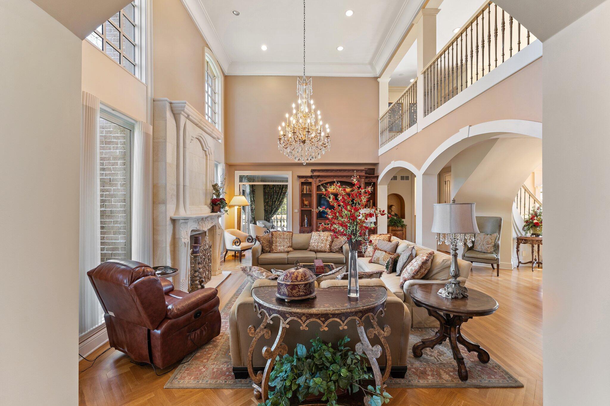 1129 Killarney Drive