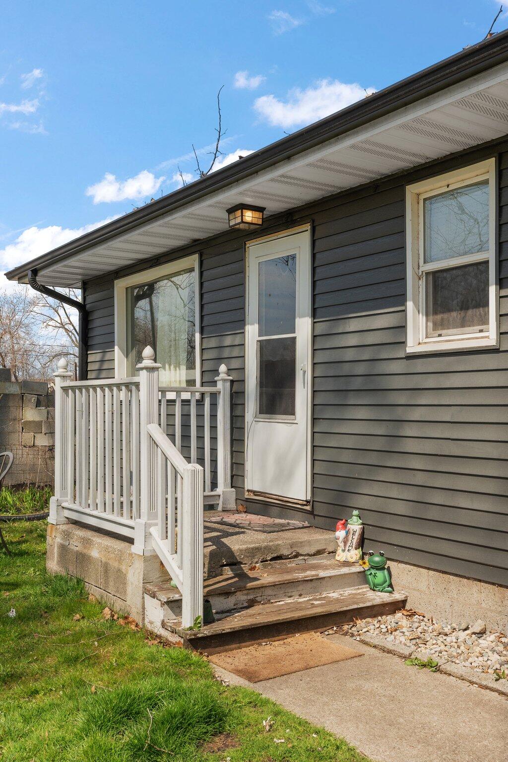 1842 E Main Street