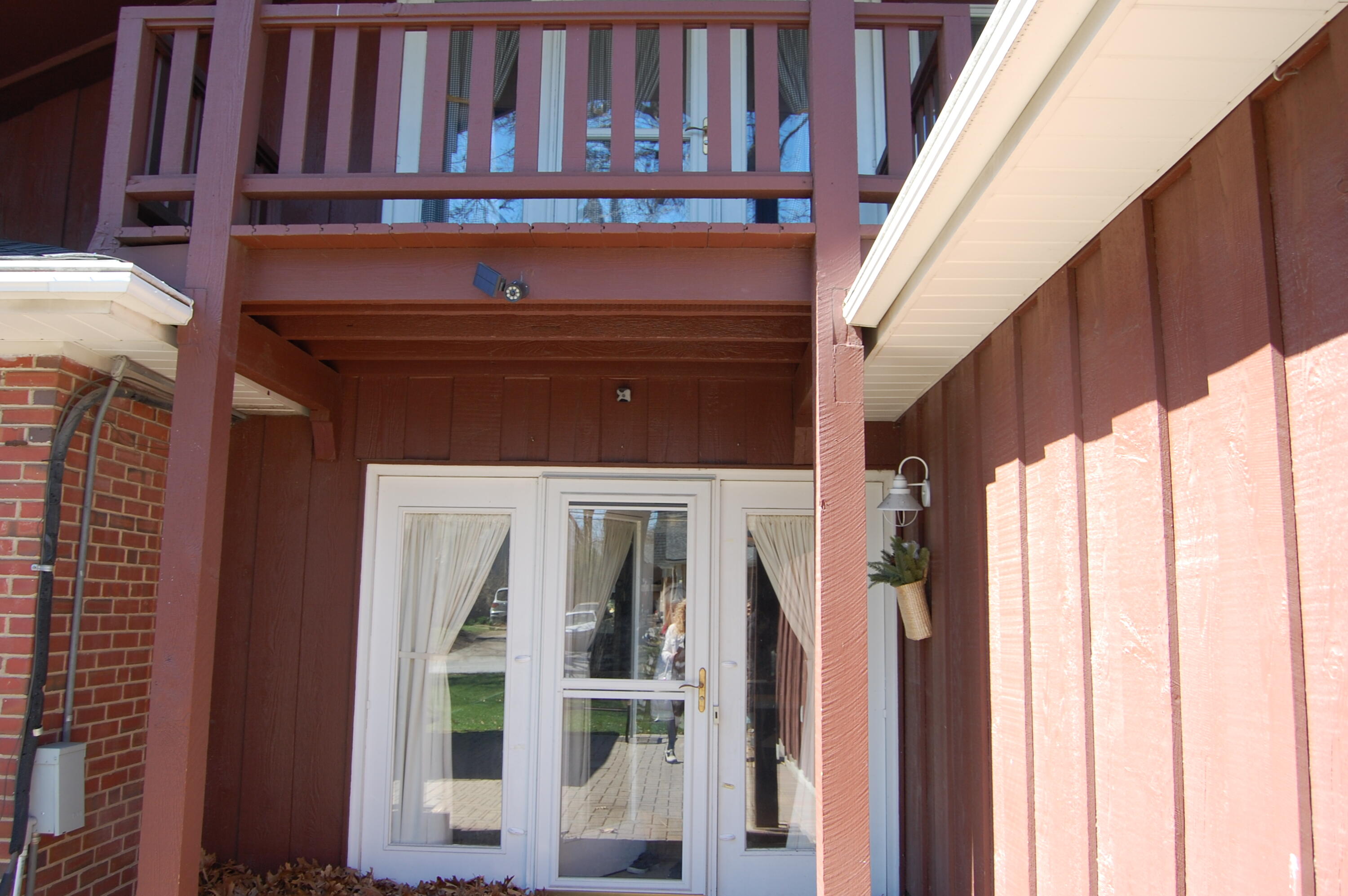 8525 Elmwood Drive